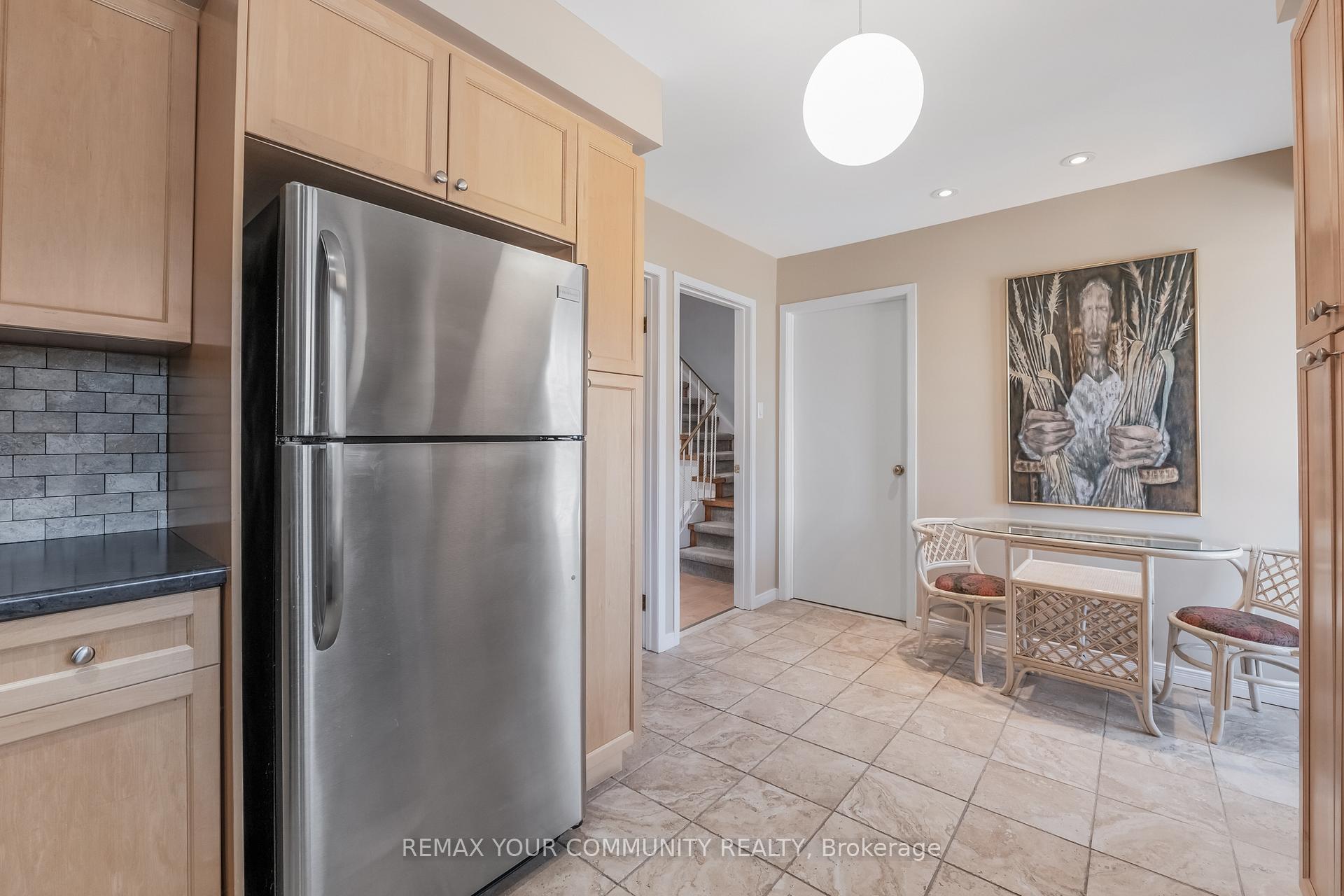 Photo 14 of 97 Poplar Crescent, Aurora, Aurora Highlands — HOMEH