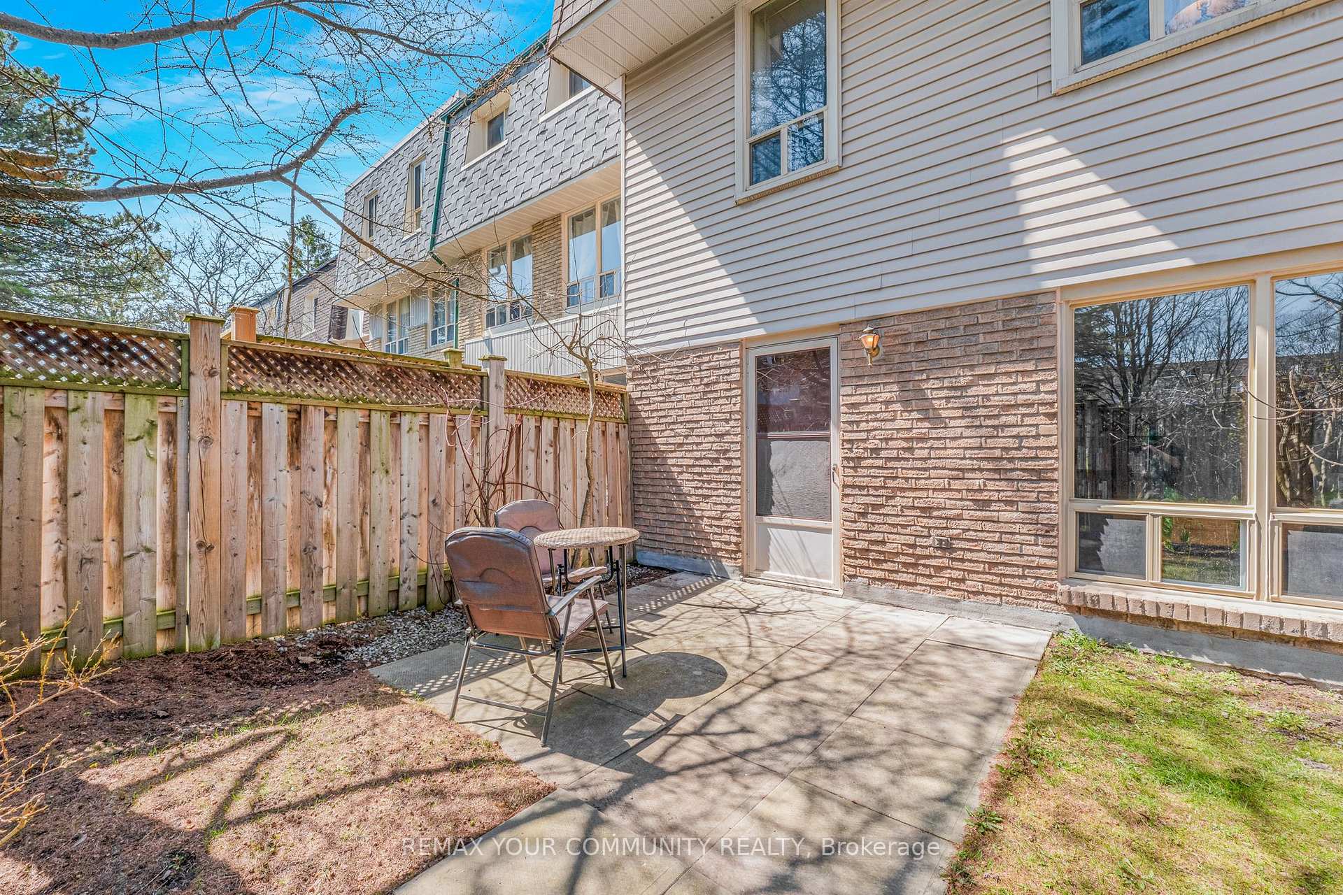 Photo 40 of 97 Poplar Crescent, Aurora, Aurora Highlands — HOMEH