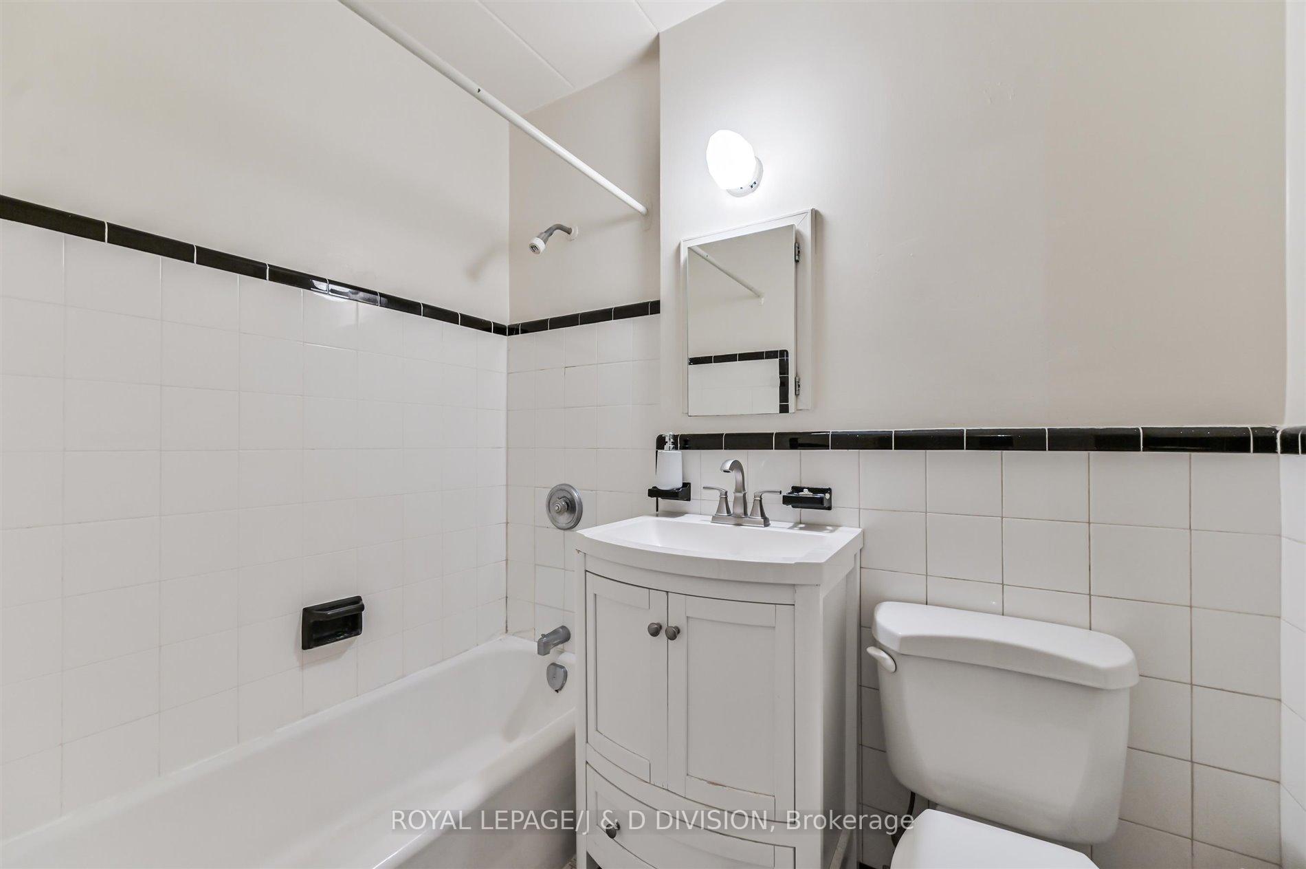 Photo 7 of Unit 306, 325 Sammon Avenue, Toronto, Danforth Village-East York — HOMEH