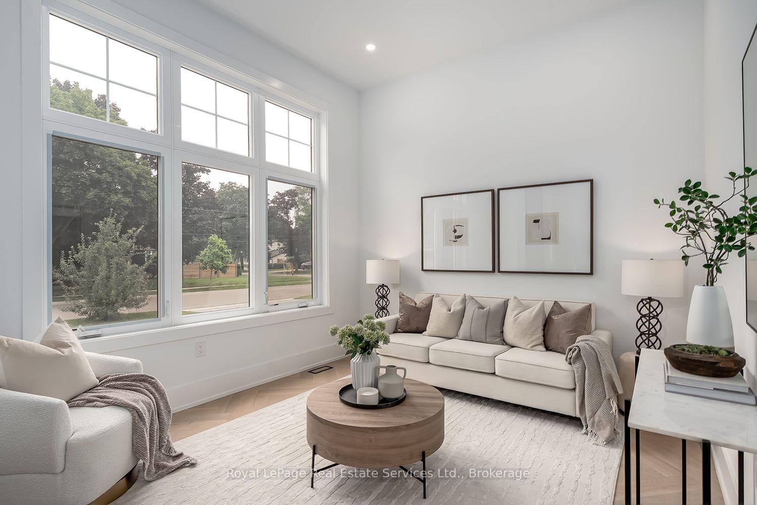 Photo 6 of 302 Tuck Drive, Burlington, Shoreacres — HOMEH