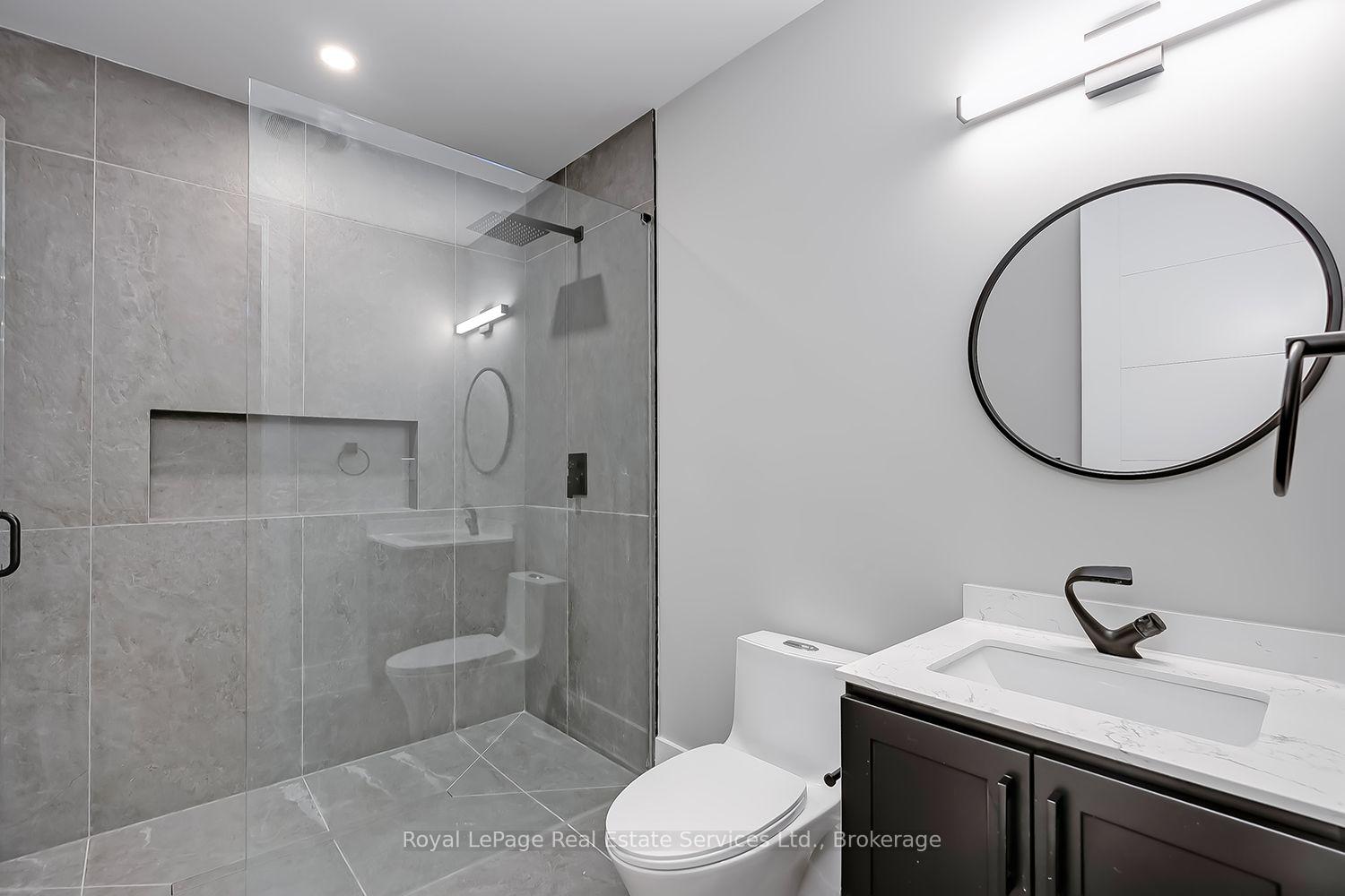 Photo 45 of 302 Tuck Drive, Burlington, Shoreacres — HOMEH