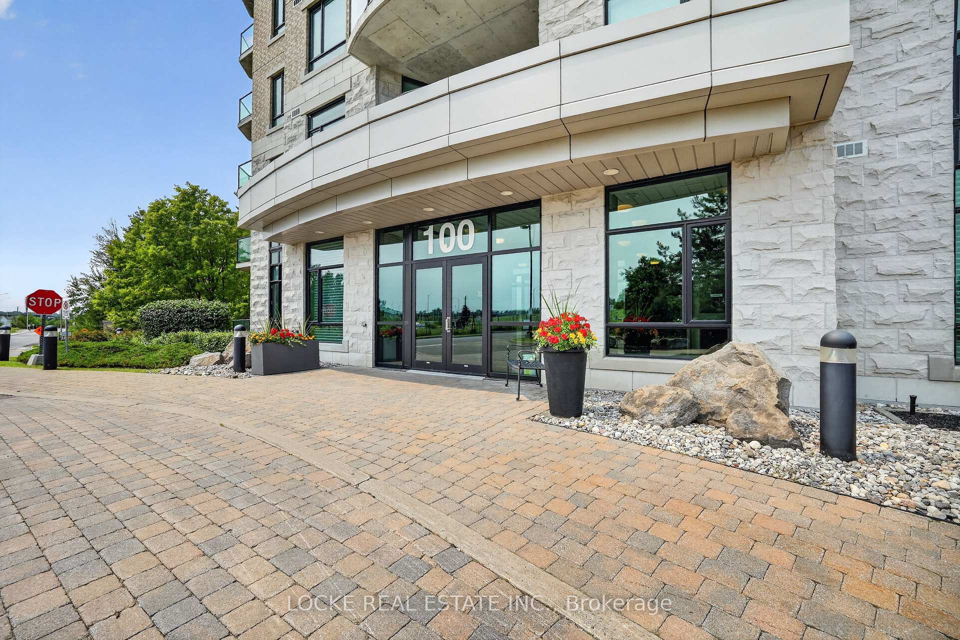 Photo 2 of Unit 401, 100 Inlet Private, Ottawa, Chatelaine Village — HOMEH