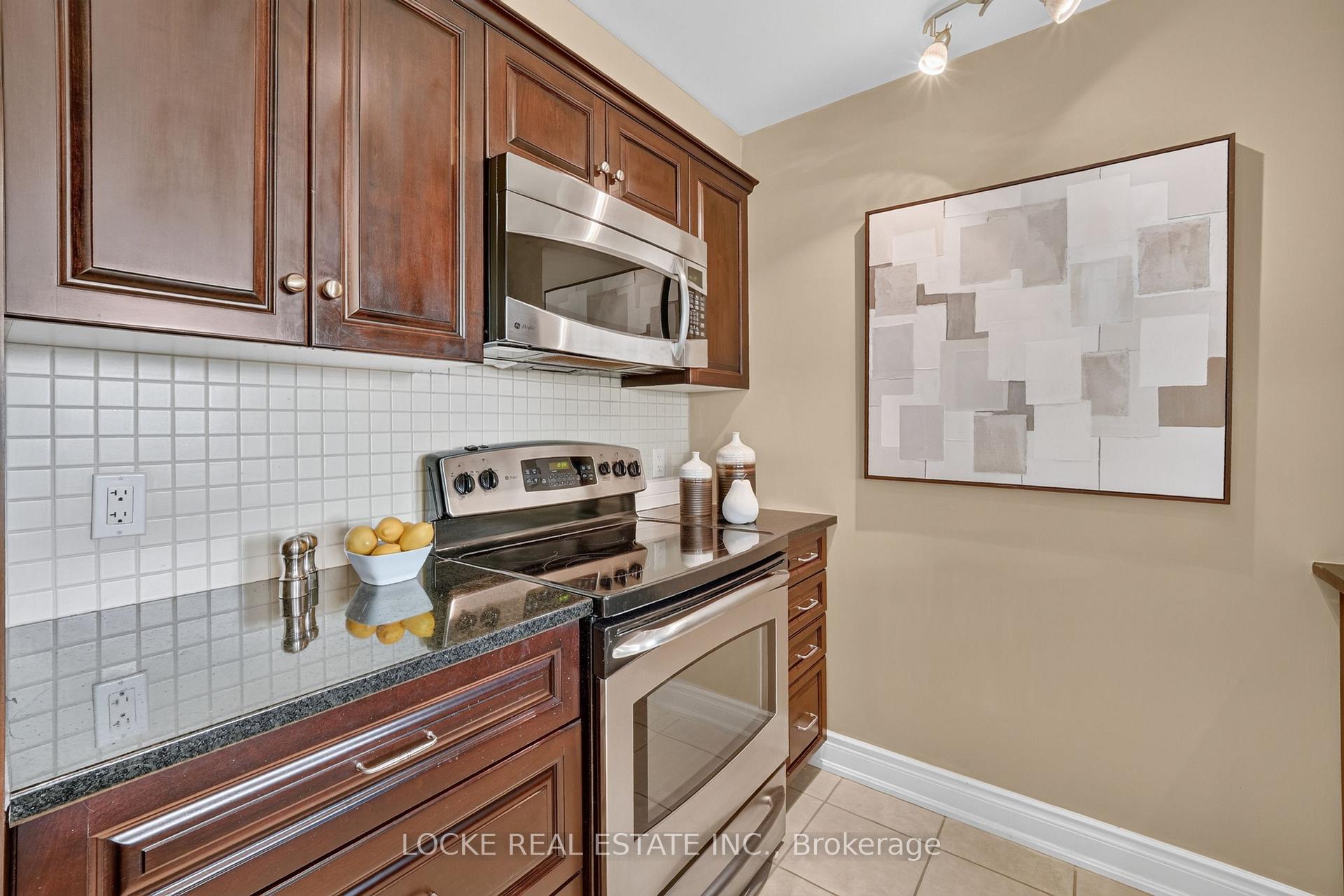 Photo 15 of Unit 401, 100 Inlet Private, Ottawa, Chatelaine Village — HOMEH