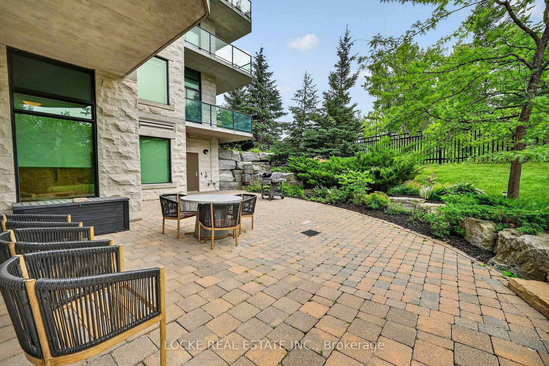 Photo 35 of Unit 401, 100 Inlet Private, Ottawa, Chatelaine Village — HOMEH