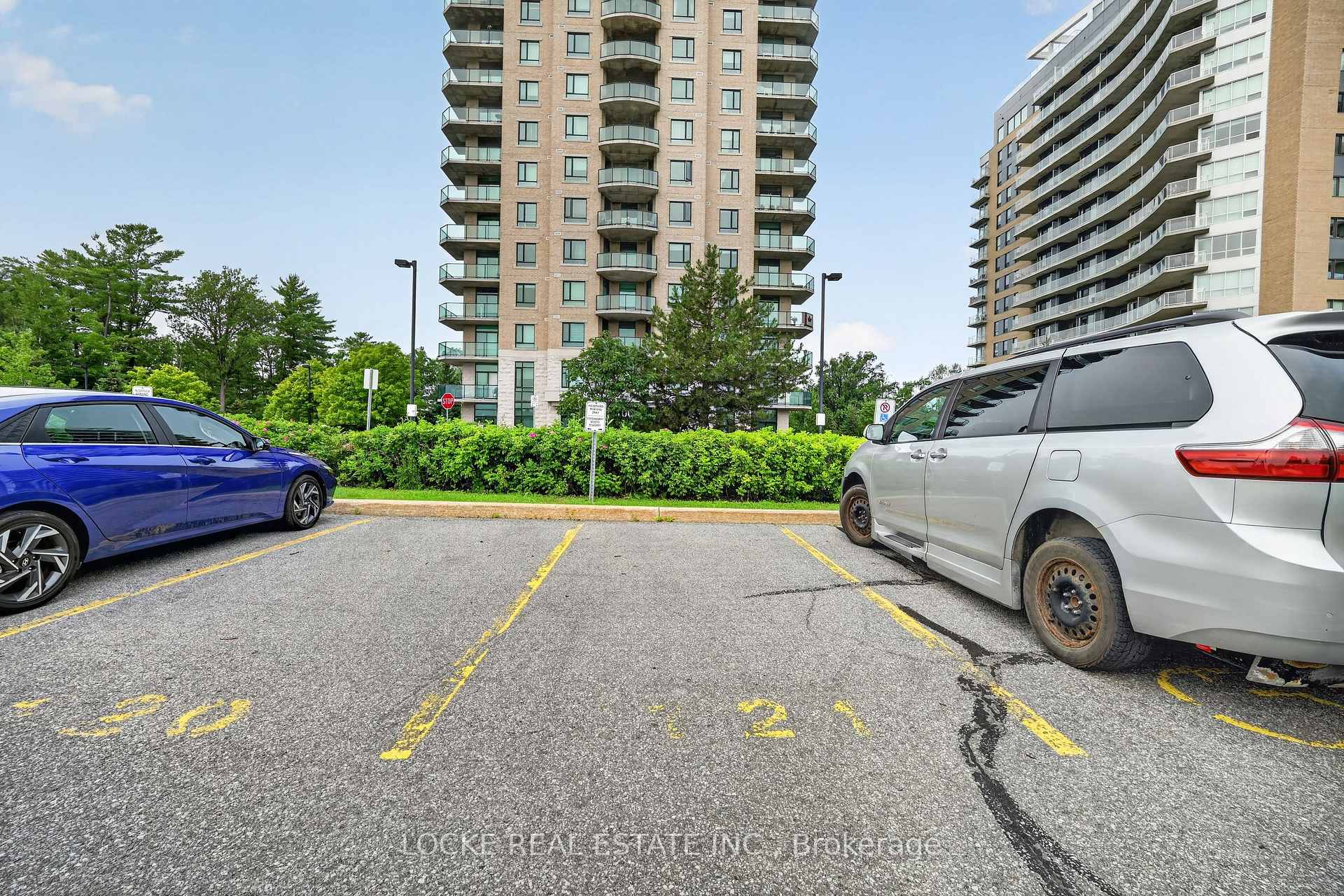 Photo 48 of Unit 401, 100 Inlet Private, Ottawa, Chatelaine Village — HOMEH