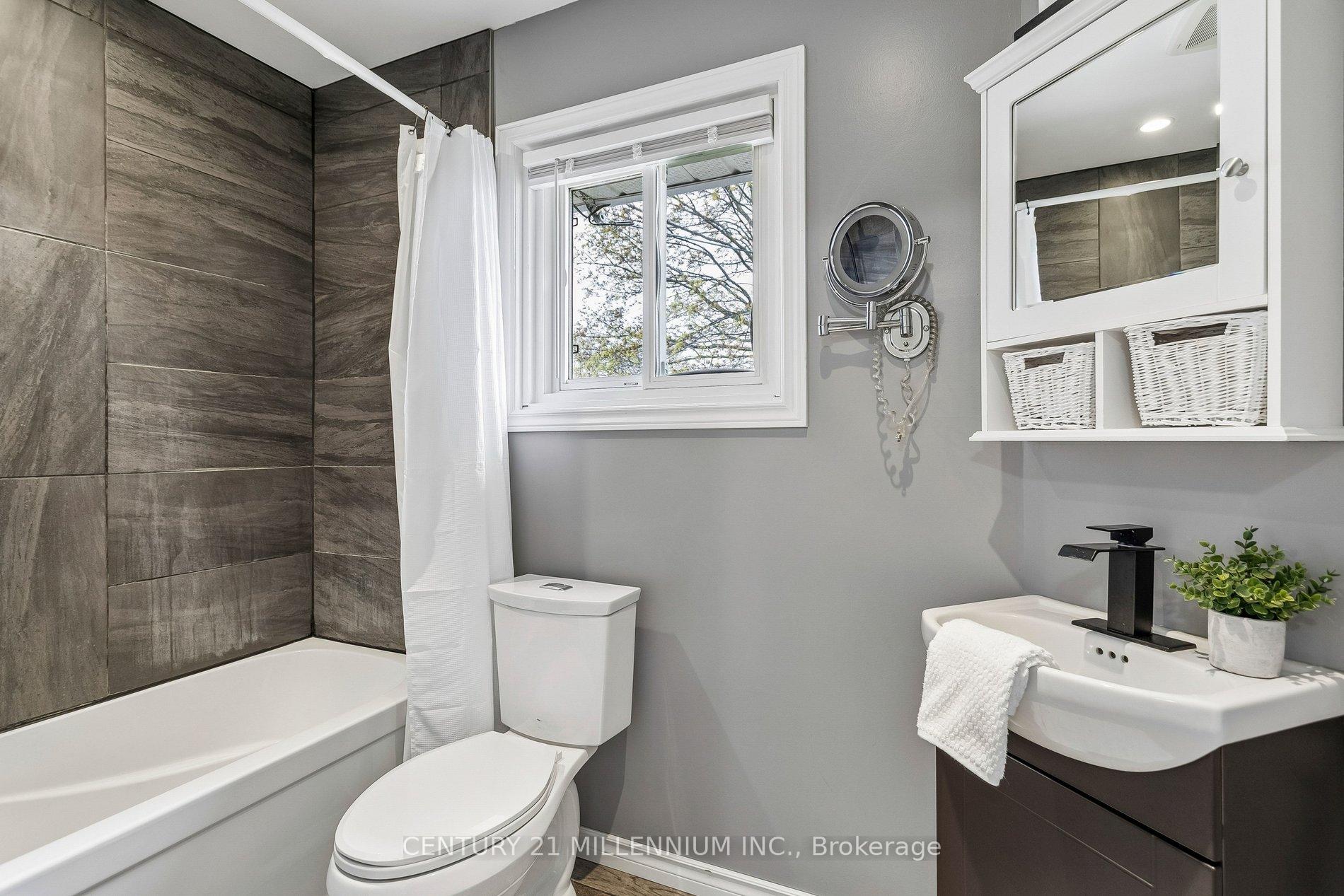 Photo 33 of 86 Dawson Road, Orangeville — HOMEH