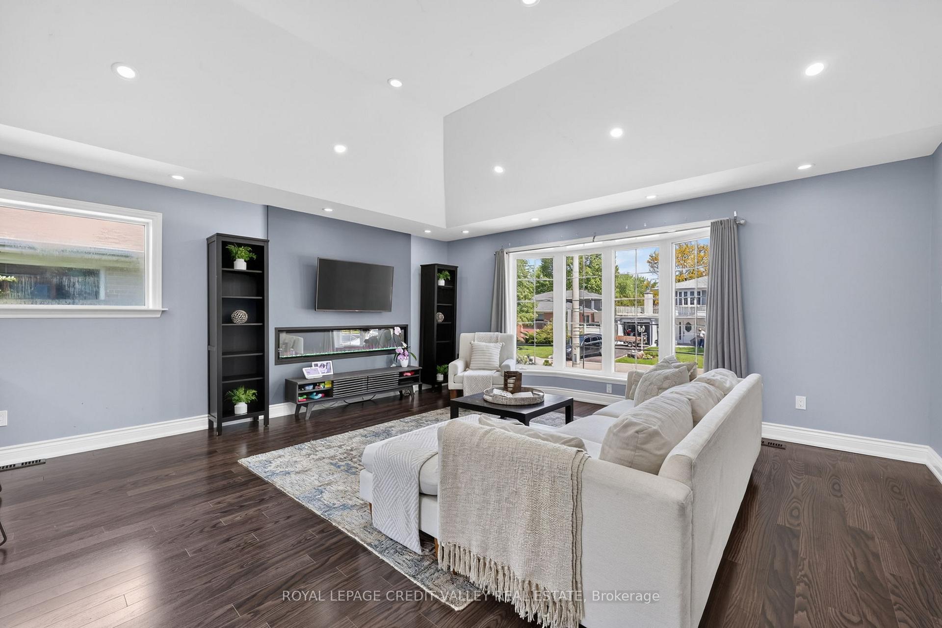 Photo 6 of 46 Duncan Bull Drive, Brampton, Brampton East — HOMEH