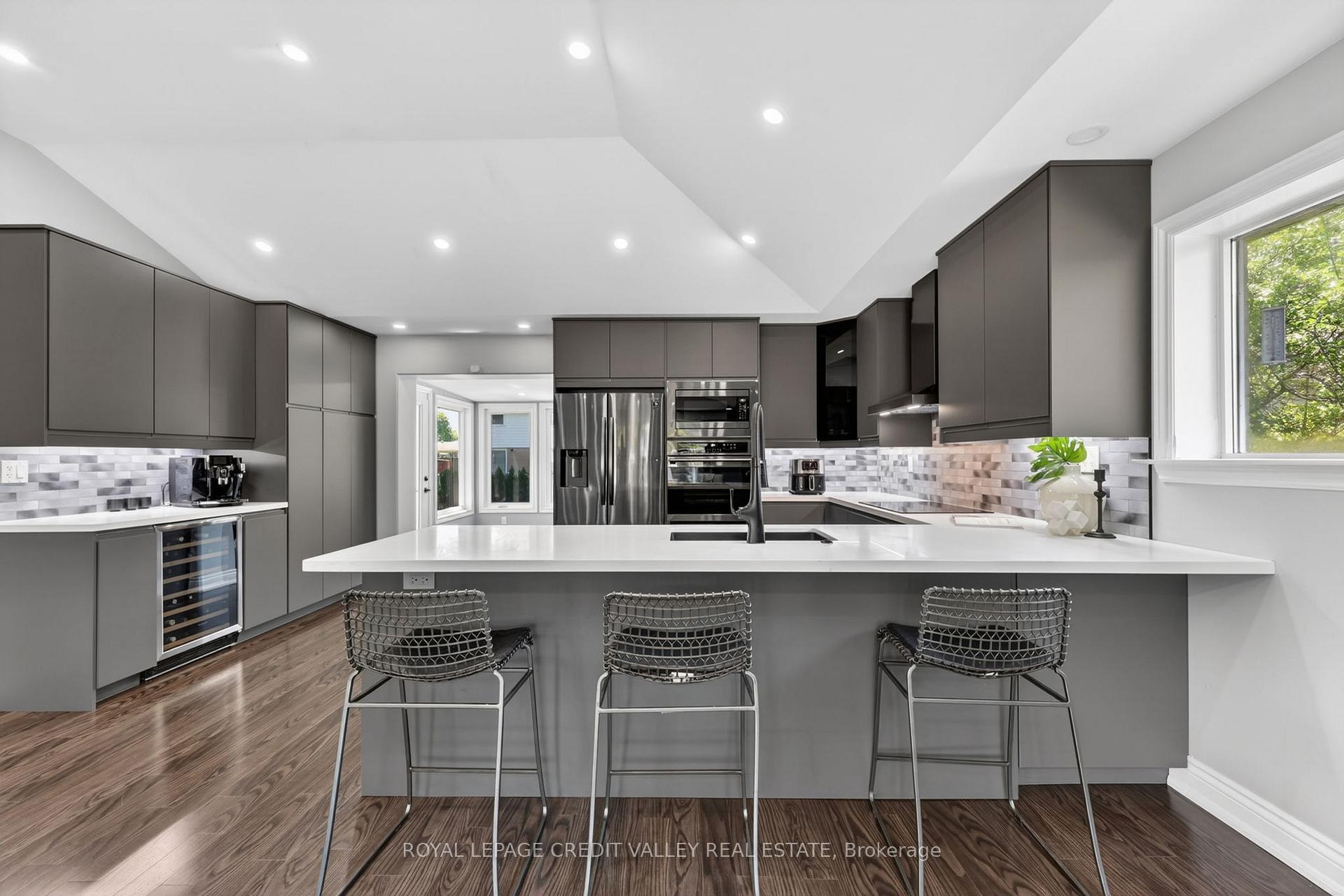 Photo 10 of 46 Duncan Bull Drive, Brampton, Brampton East — HOMEH