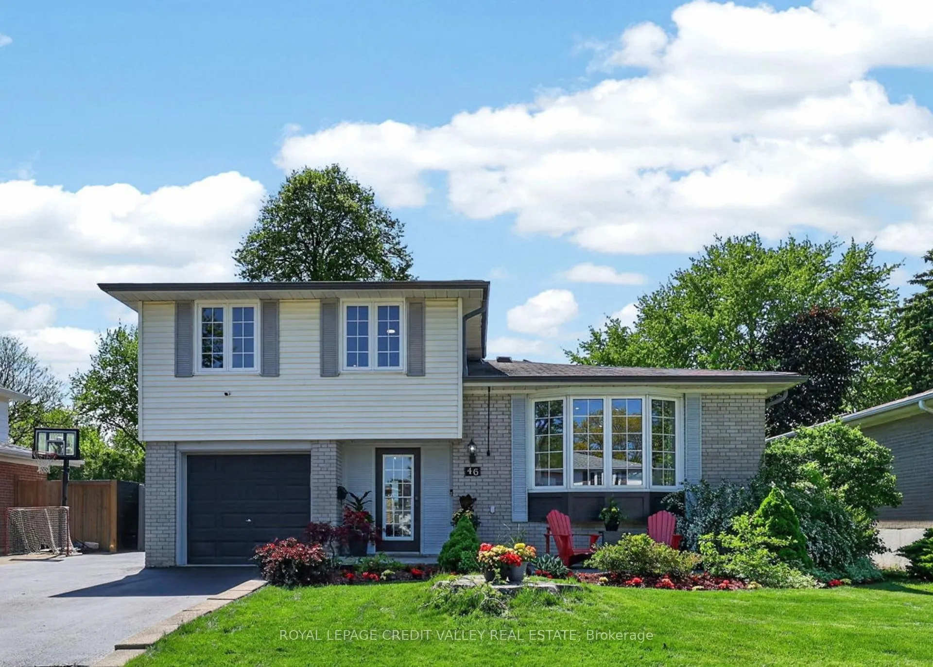 Photo 2 of 46 Duncan Bull Drive, Brampton, Brampton East — HOMEH