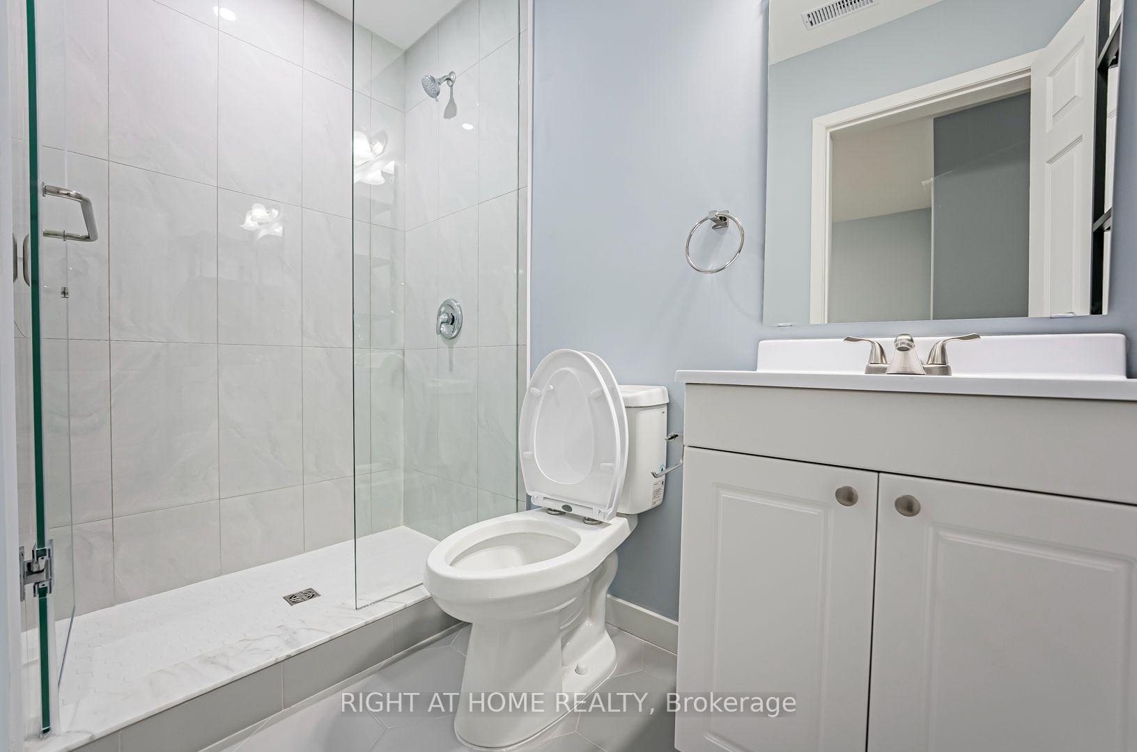 Photo 11 of Unit MAIN, 250 Beechy Drive, Richmond Hill, Crosby — HOMEH