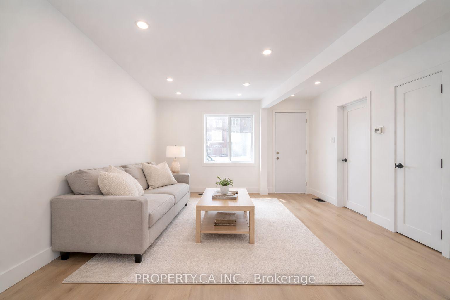 Photo 7 of 46 McMurchy Avenue N, Brampton, Downtown Brampton — HOMEH