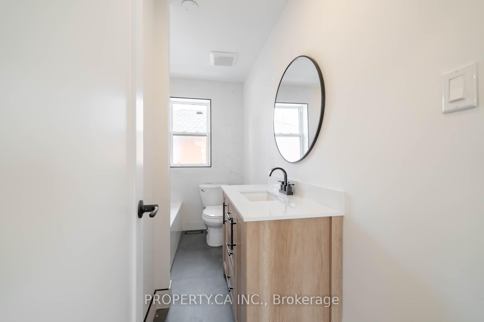 Photo 10 of 46 McMurchy Avenue N, Brampton, Downtown Brampton — HOMEH