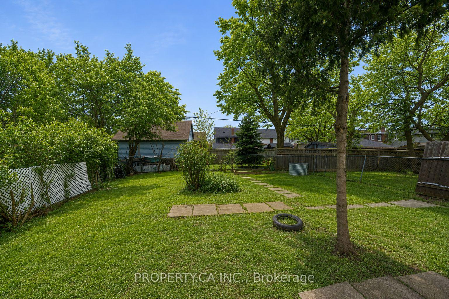 Photo 14 of 46 McMurchy Avenue N, Brampton, Downtown Brampton — HOMEH