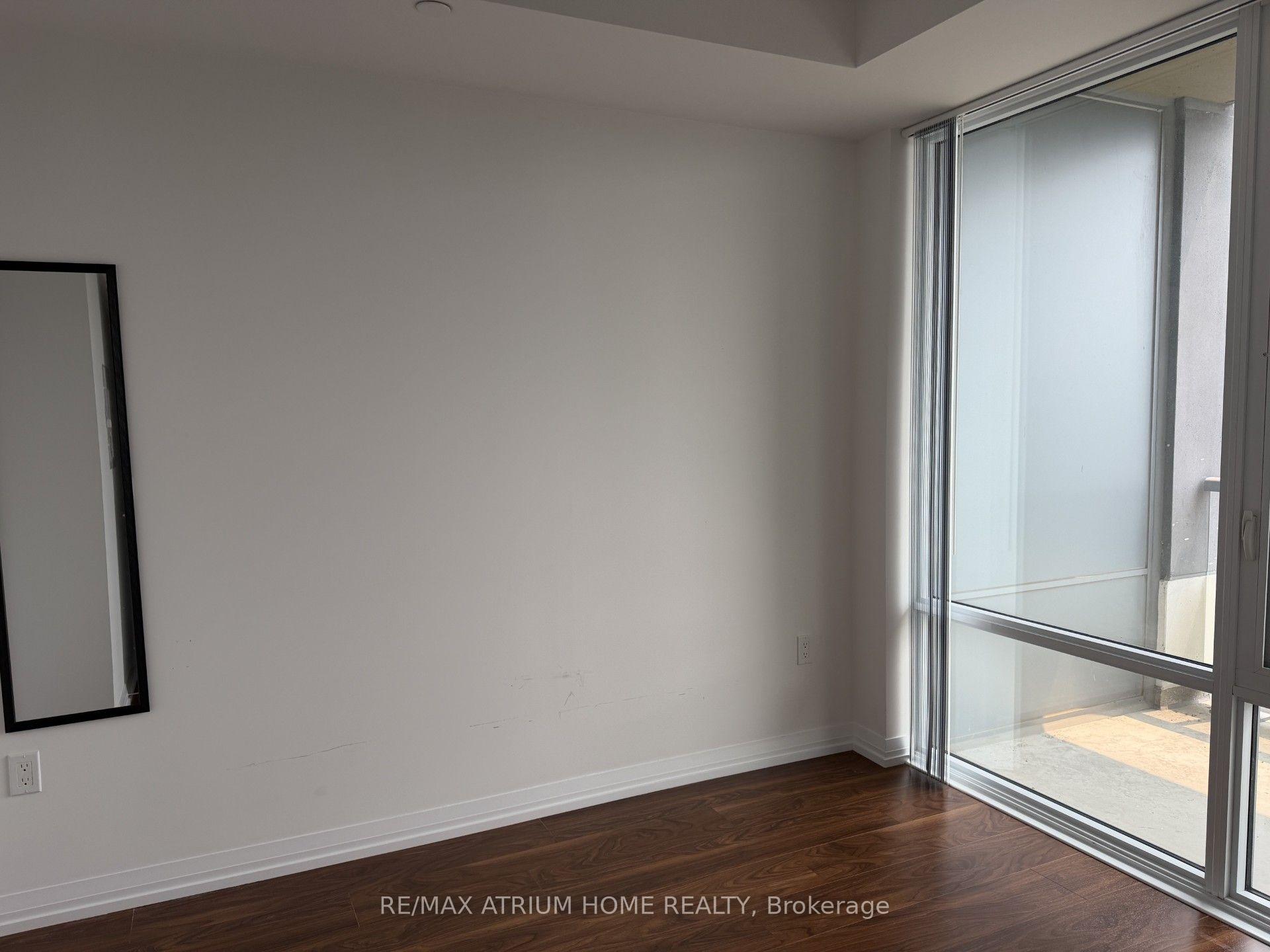 Photo 5 of Unit 1708, 25 Holly Street, Toronto, Mount Pleasant West — HOMEH