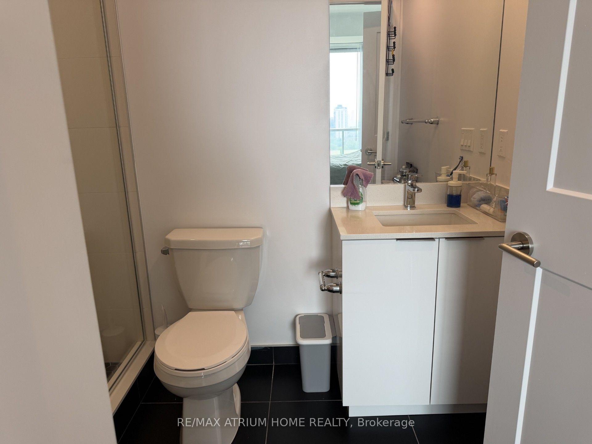 Photo 7 of Unit 1708, 25 Holly Street, Toronto, Mount Pleasant West — HOMEH