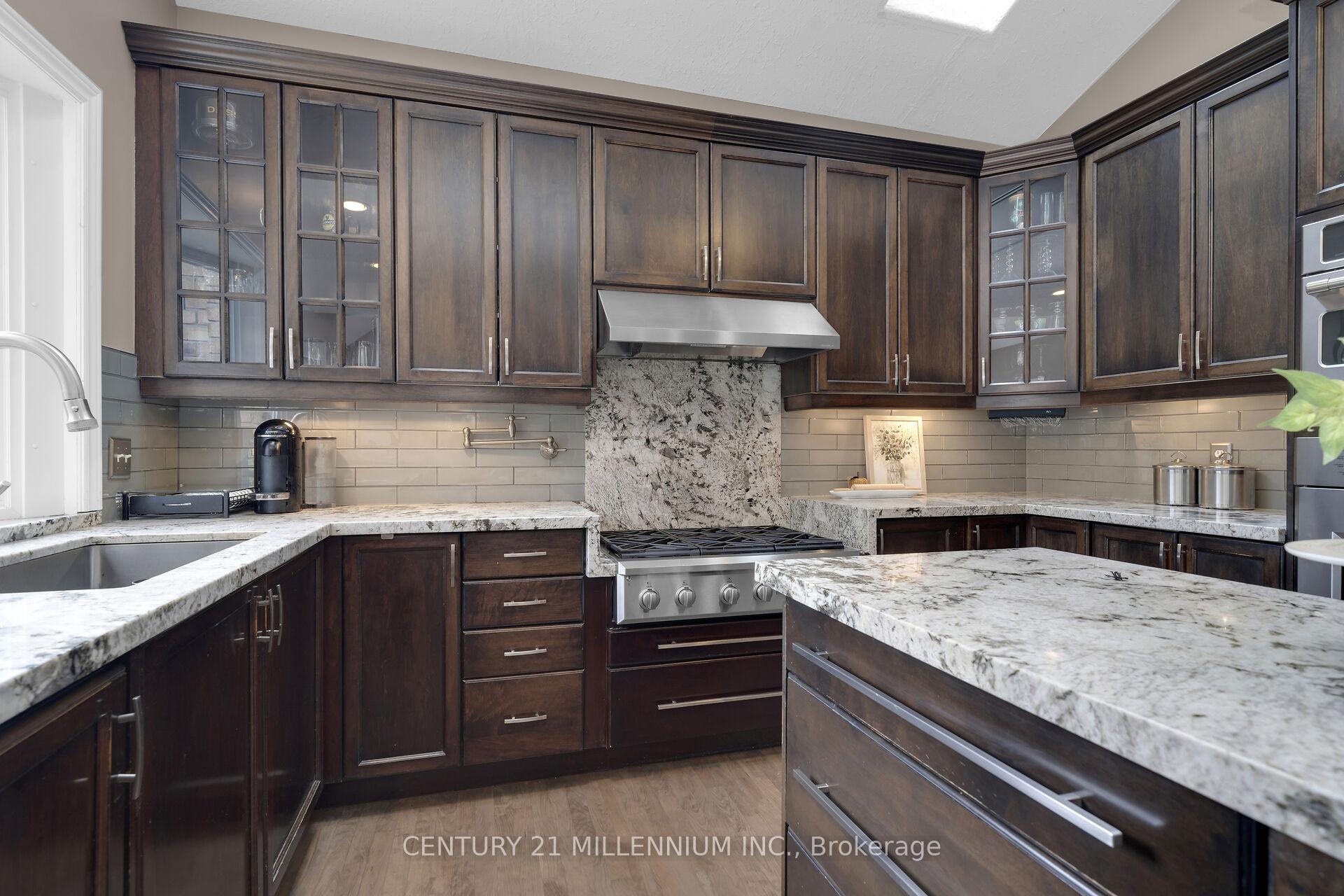 Photo 16 of 49 Waterford Drive, Erin, Hillsburgh — HOMEH