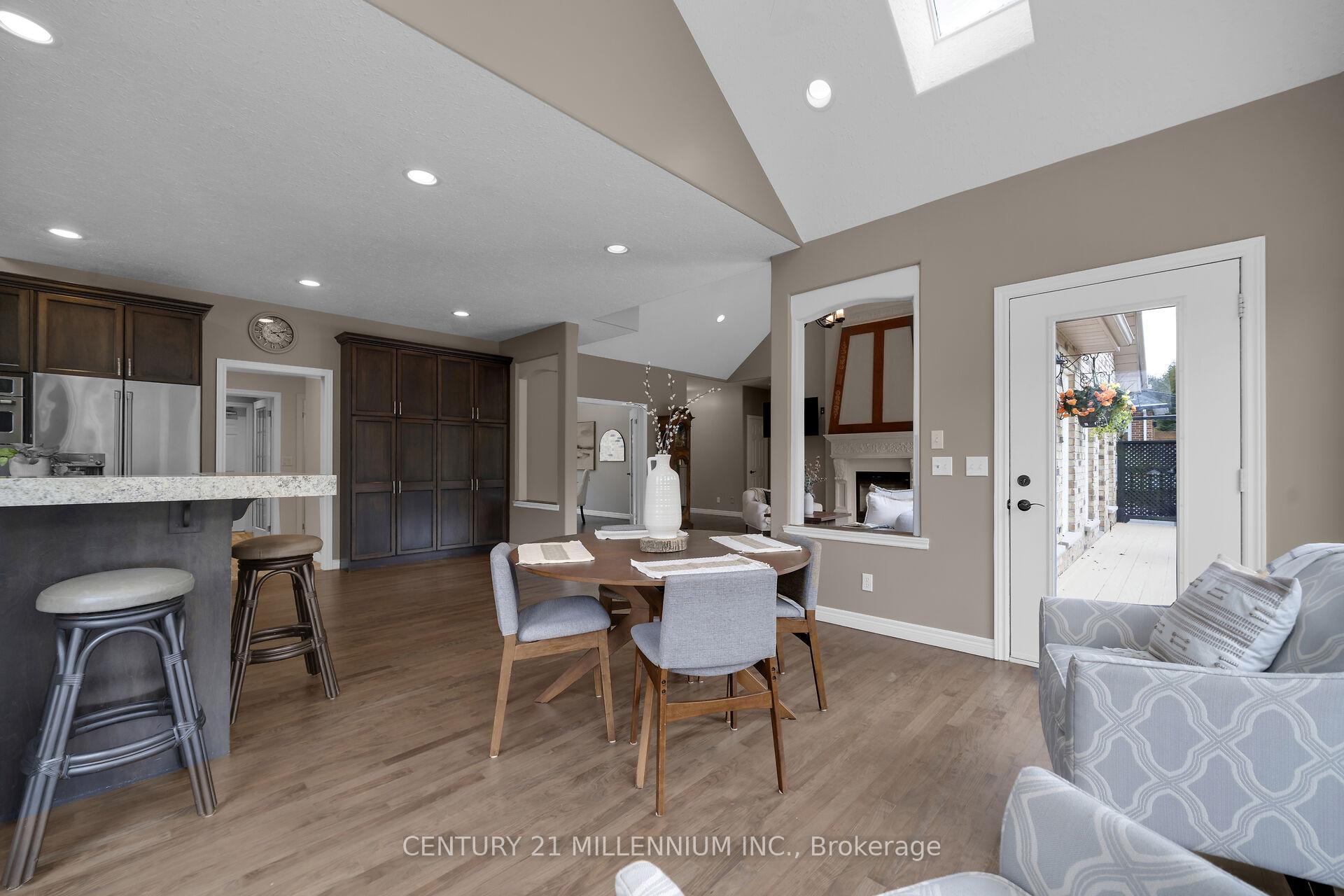 Photo 19 of 49 Waterford Drive, Erin, Hillsburgh — HOMEH