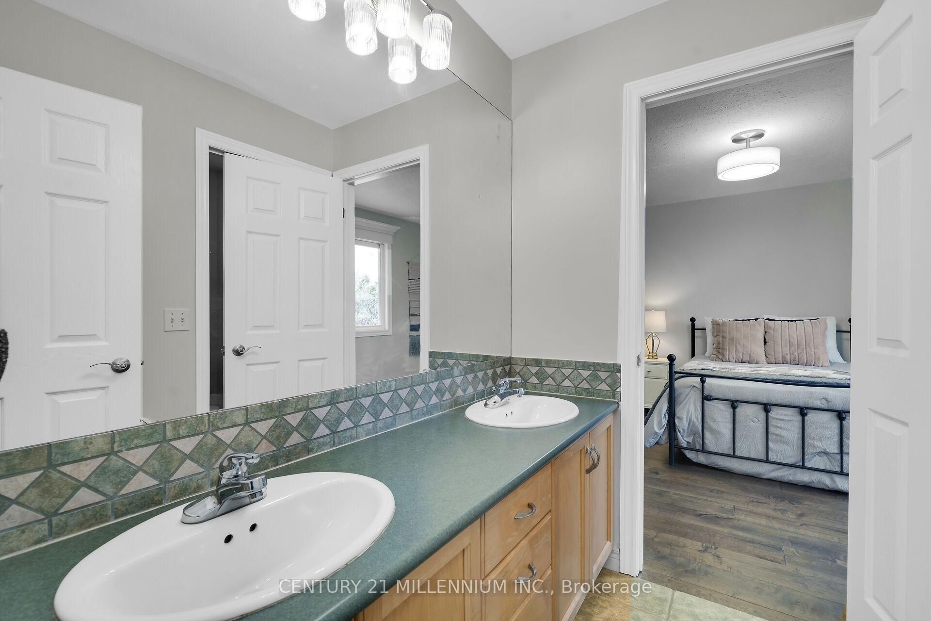 Photo 31 of 49 Waterford Drive, Erin, Hillsburgh — HOMEH