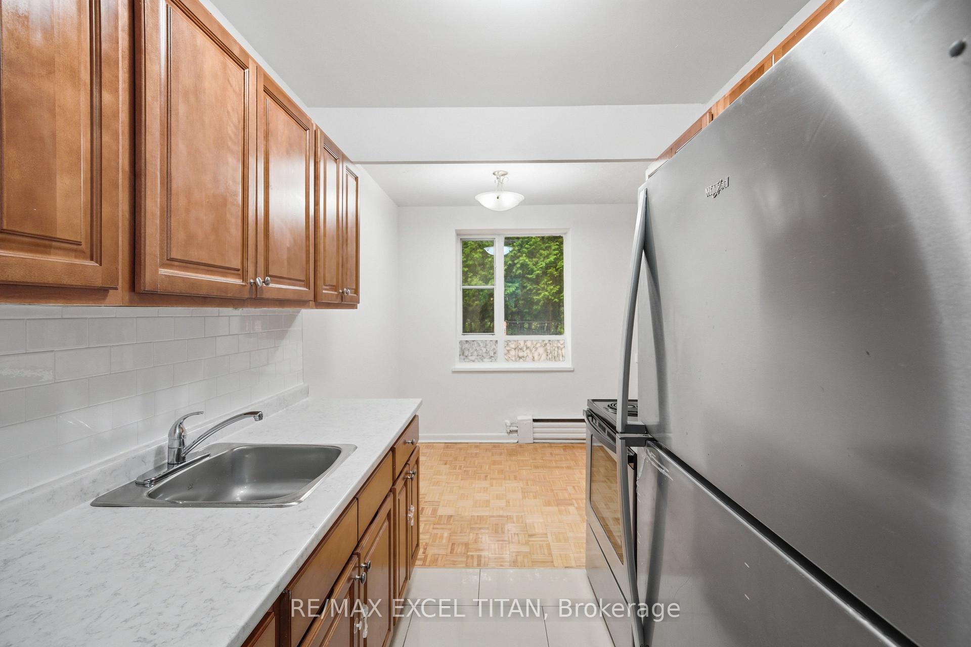 Photo 19 of Unit 107, 2895 Bathurst Street, Toronto, Bedford Park-Nortown — HOMEH
