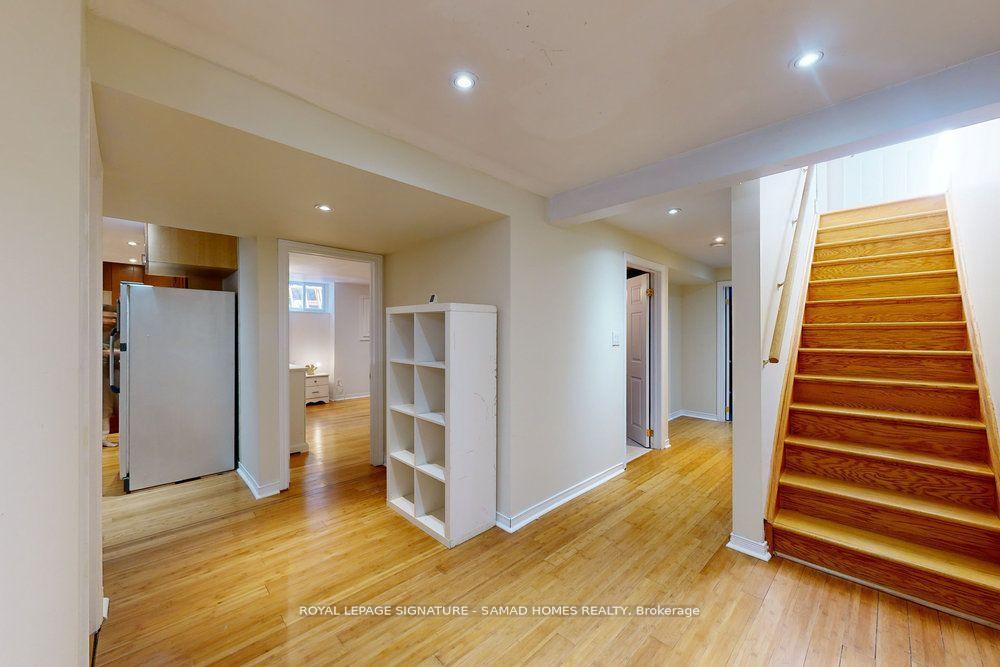 Photo 5 of Unit Bsmt, 456 Barondale Drive, Mississauga, Hurontario — HOMEH