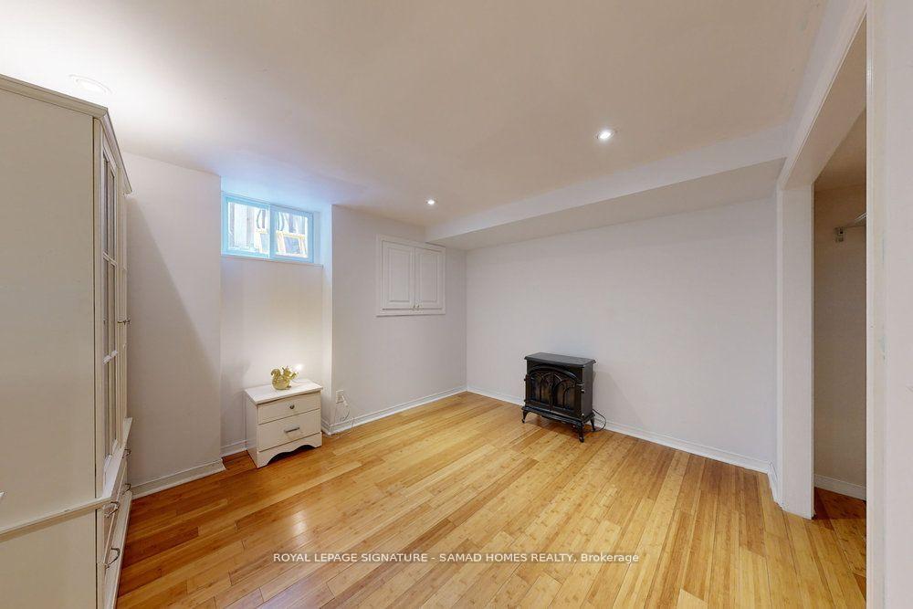 Photo 18 of Unit Bsmt, 456 Barondale Drive, Mississauga, Hurontario — HOMEH