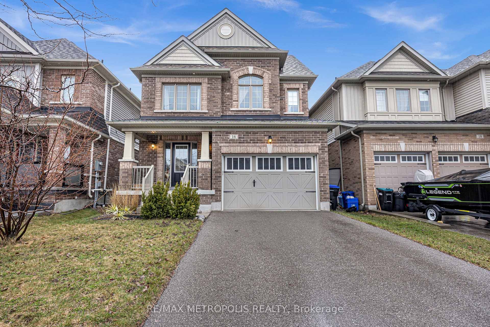 Photo 3 of 16 Treetops Boulevard, New Tecumseth, Rural New Tecumseth — HOMEH