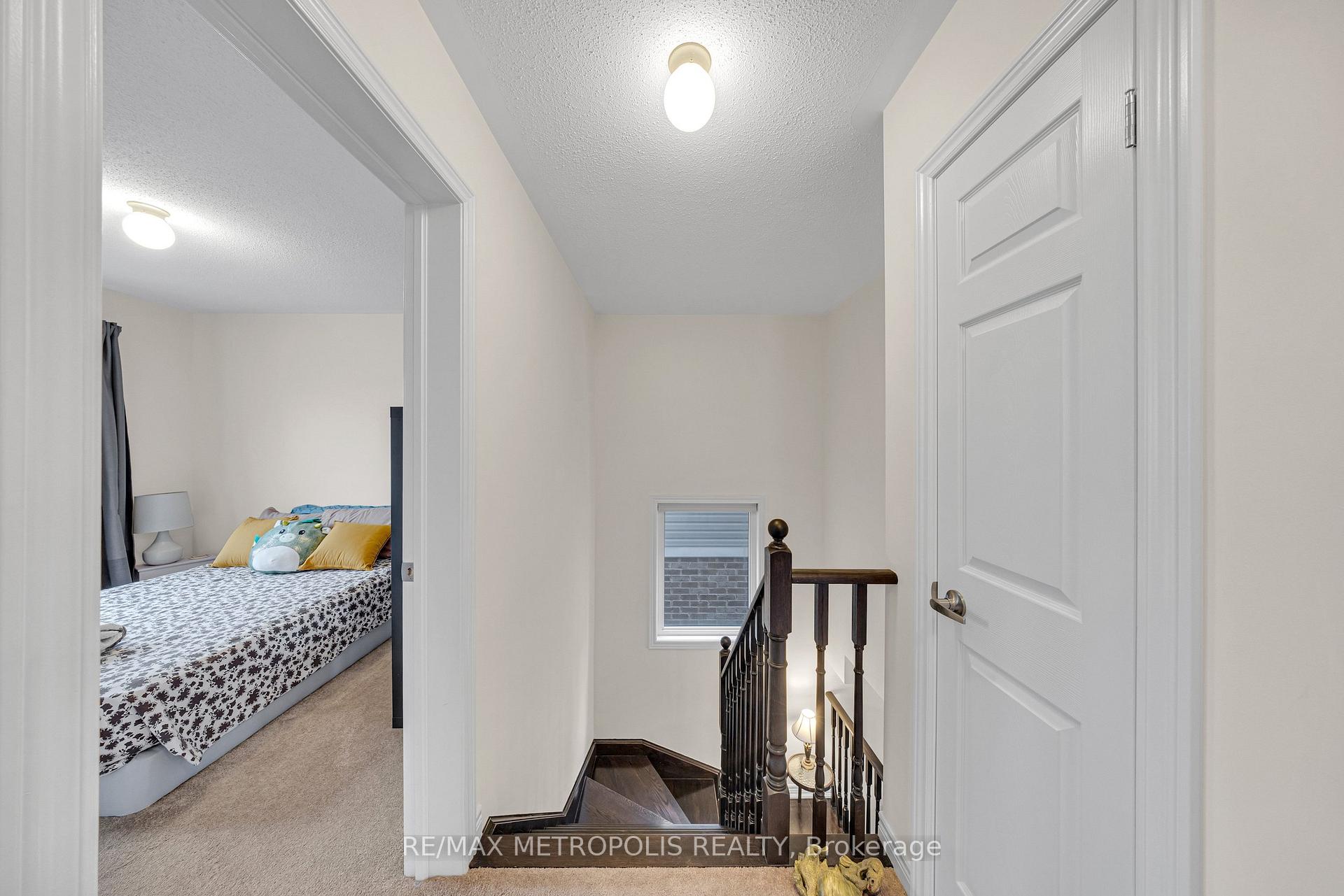 Photo 17 of 16 Treetops Boulevard, New Tecumseth, Rural New Tecumseth — HOMEH