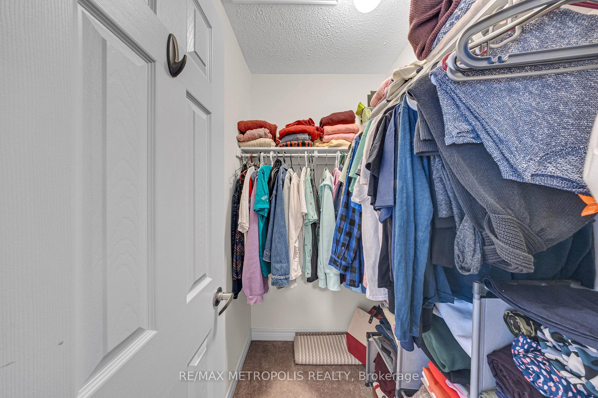 Photo 26 of 16 Treetops Boulevard, New Tecumseth, Rural New Tecumseth — HOMEH