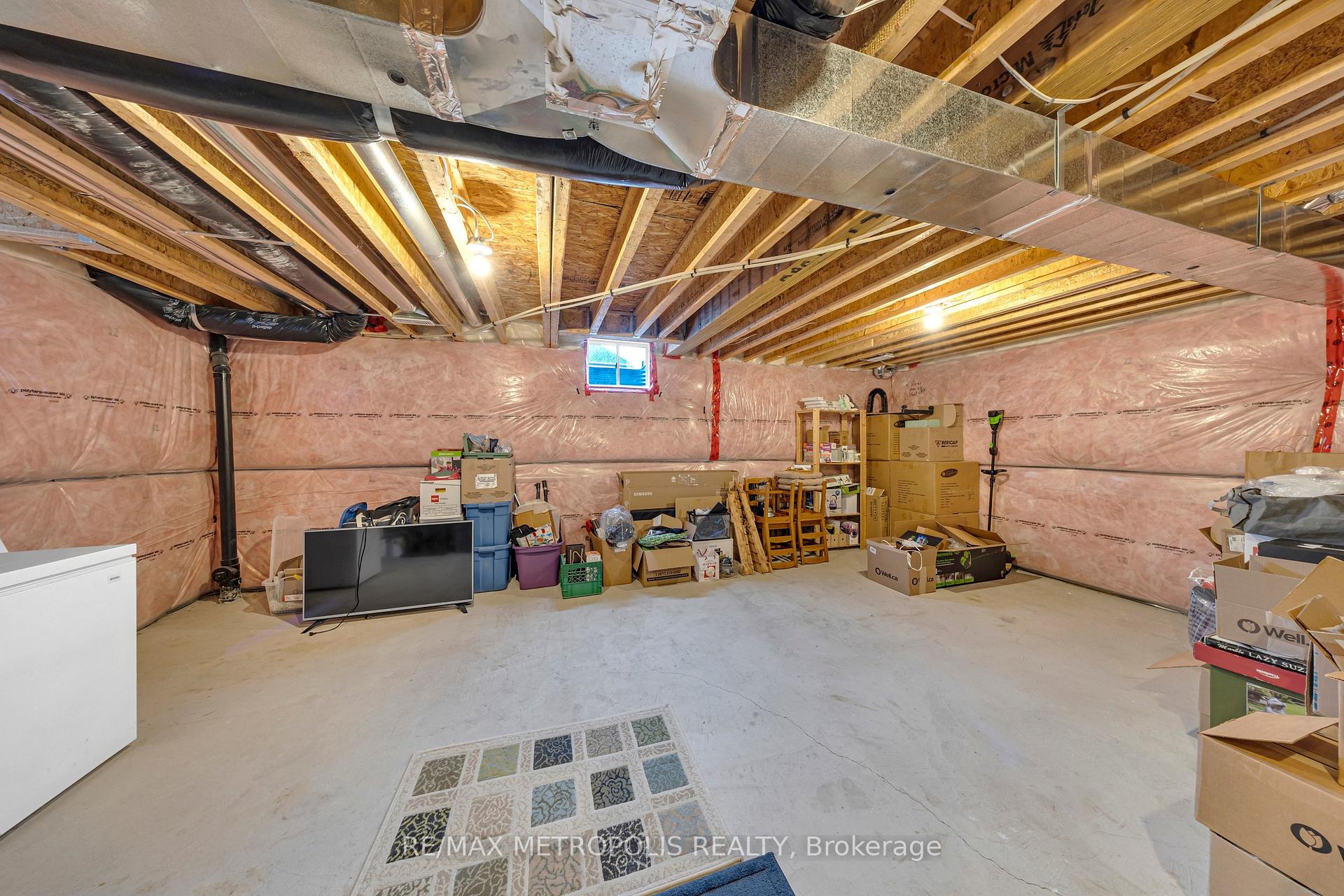 Photo 31 of 16 Treetops Boulevard, New Tecumseth, Rural New Tecumseth — HOMEH