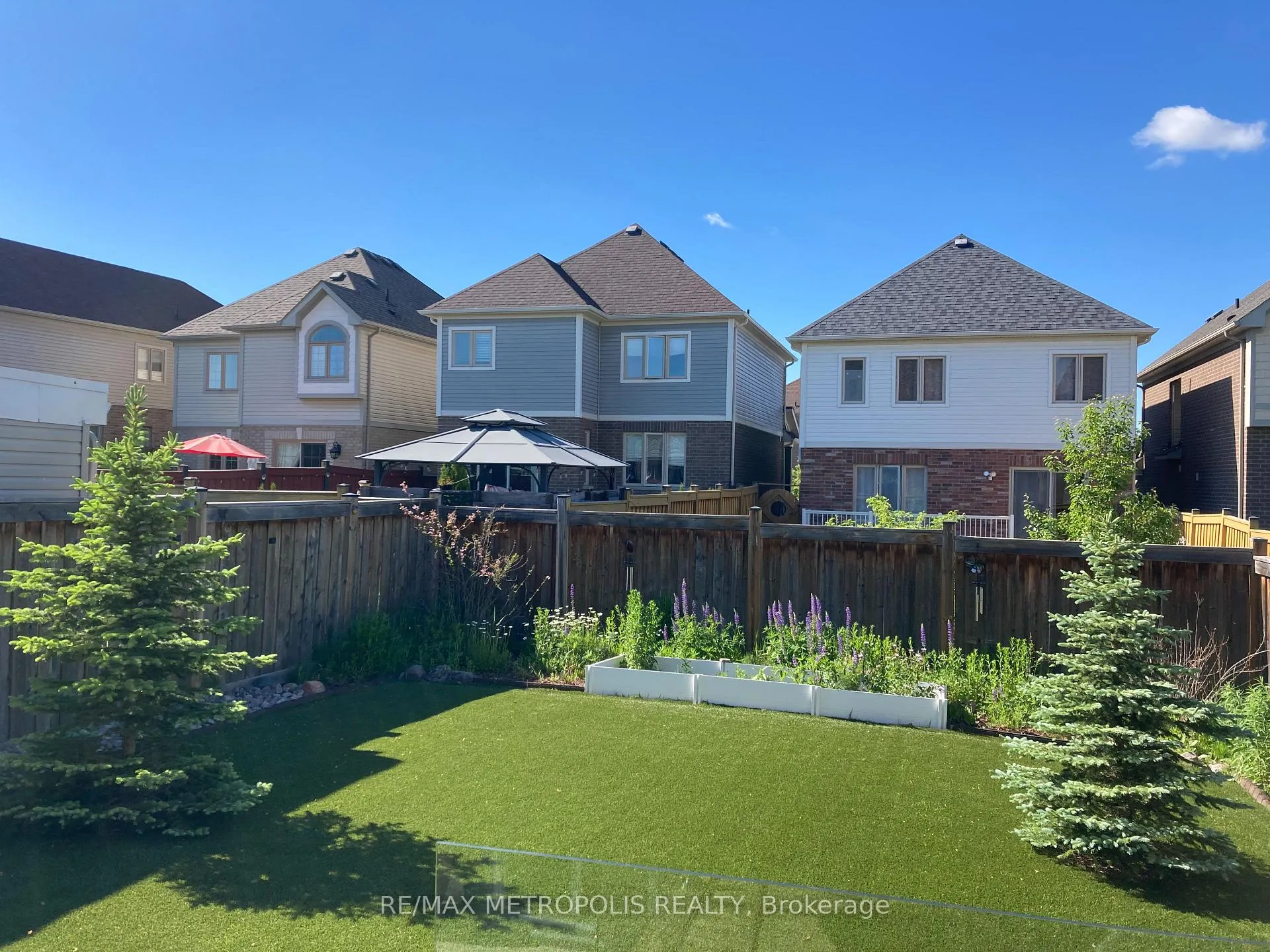 Photo 37 of 16 Treetops Boulevard, New Tecumseth, Rural New Tecumseth — HOMEH