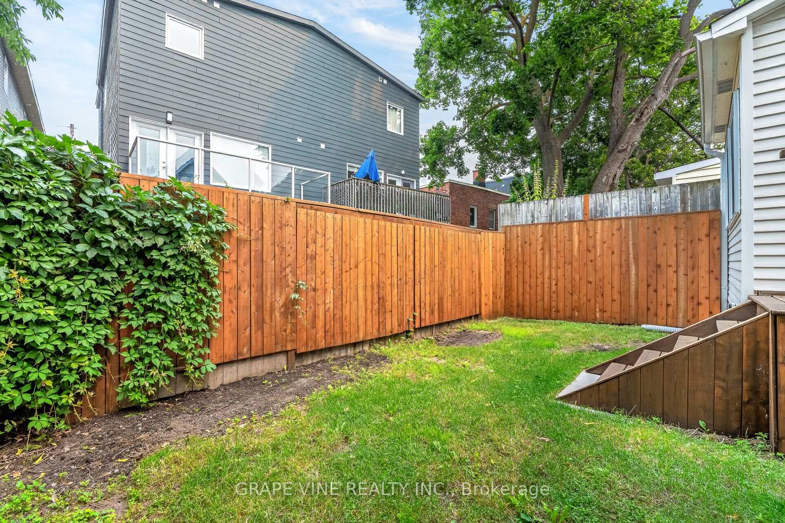 Photo 6 of 31 Westmount Avenue, Ottawa, Hintonburg — HOMEH