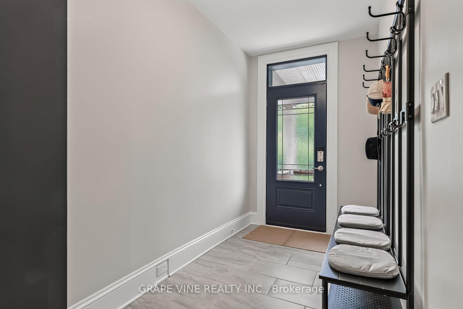 Photo 10 of 31 Westmount Avenue, Ottawa, Hintonburg — HOMEH