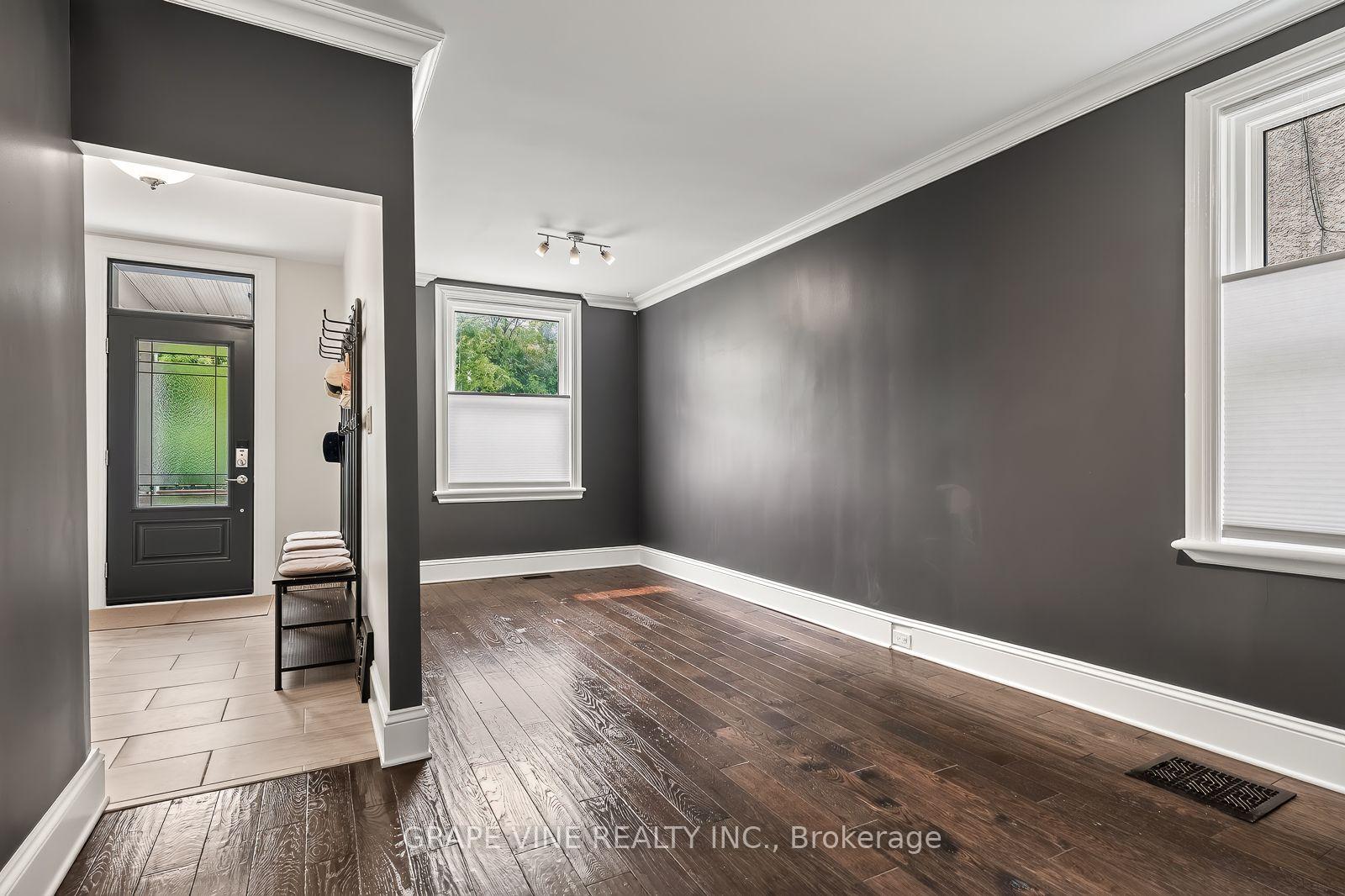 Photo 13 of 31 Westmount Avenue, Ottawa, Hintonburg — HOMEH