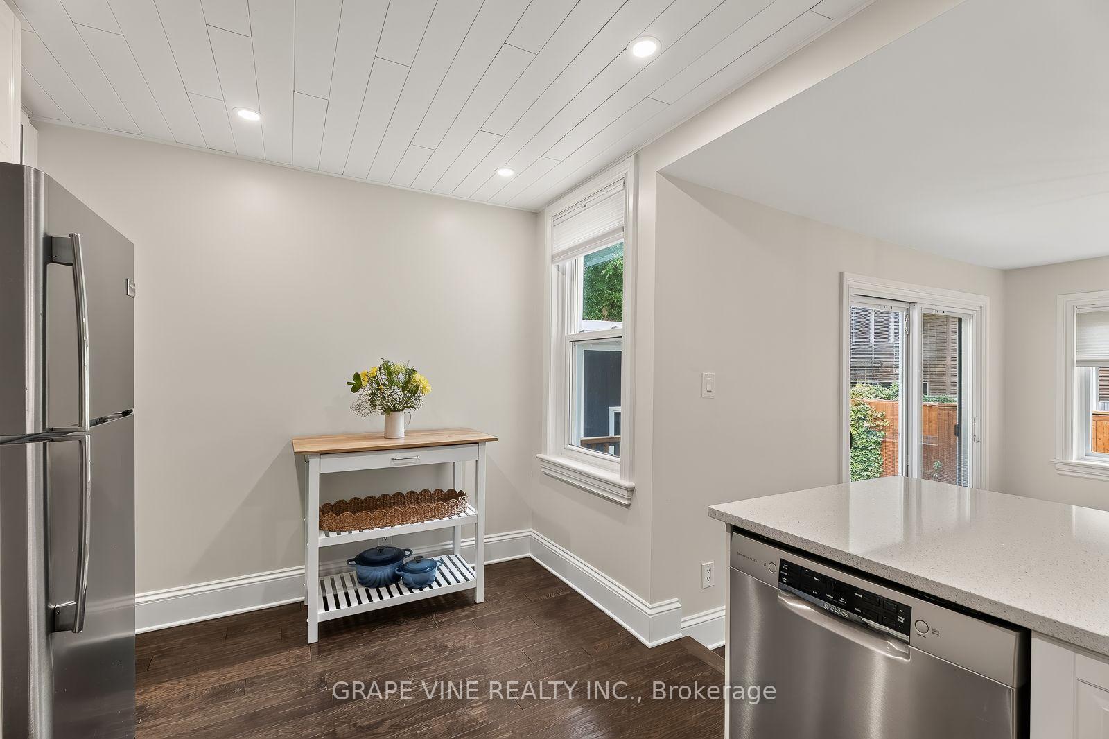 Photo 17 of 31 Westmount Avenue, Ottawa, Hintonburg — HOMEH
