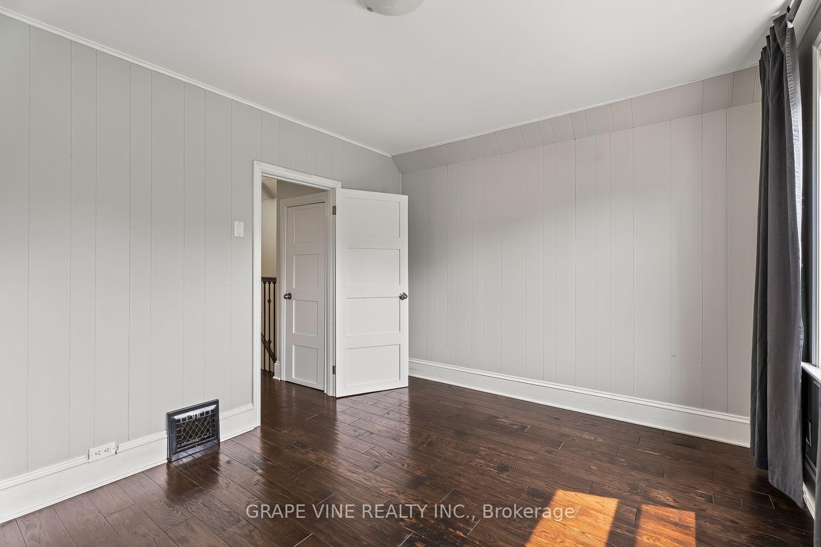 Photo 26 of 31 Westmount Avenue, Ottawa, Hintonburg — HOMEH