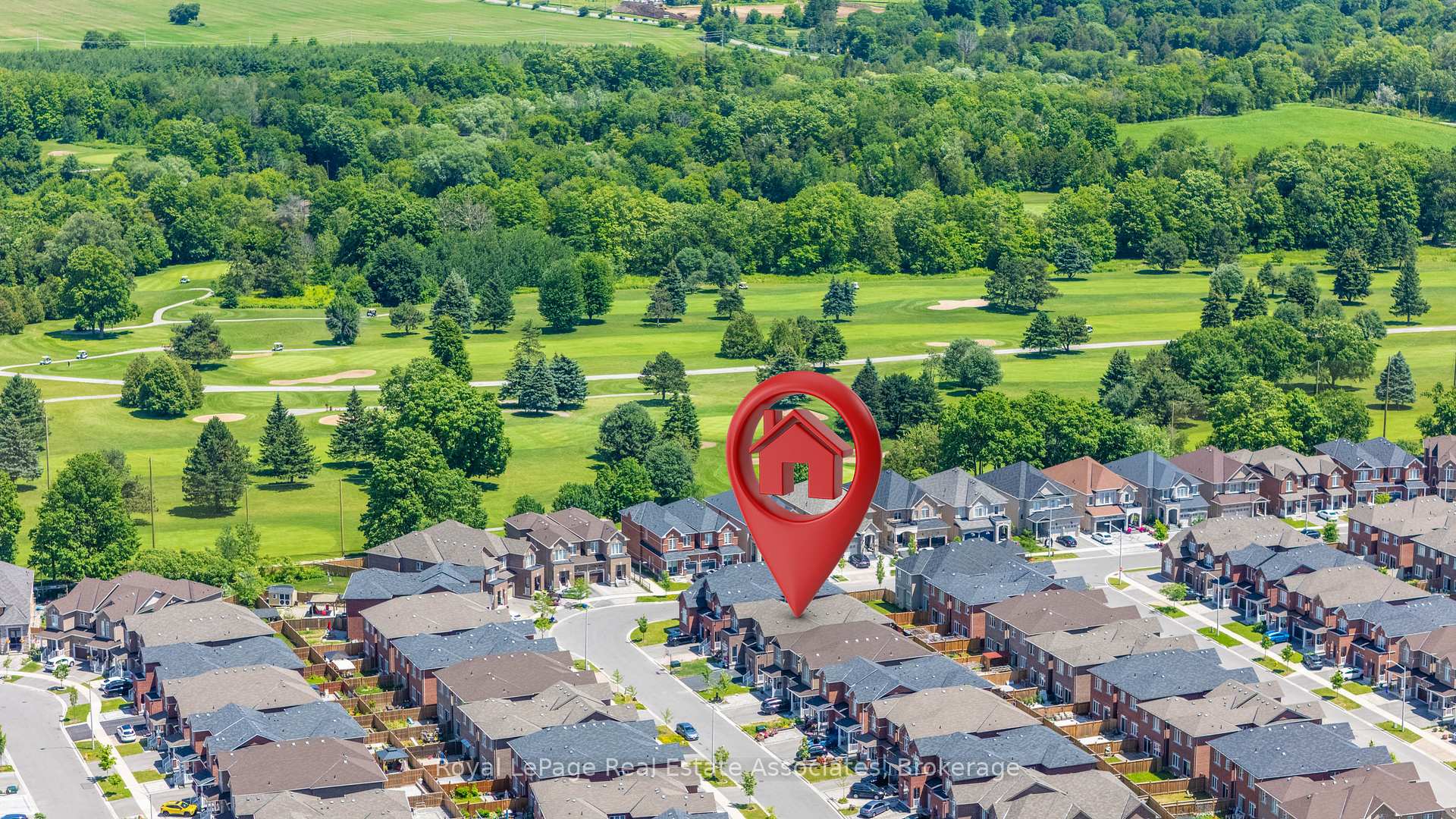 Photo 4 of 90 Titan Trail, Markham, Cedarwood — HOMEH