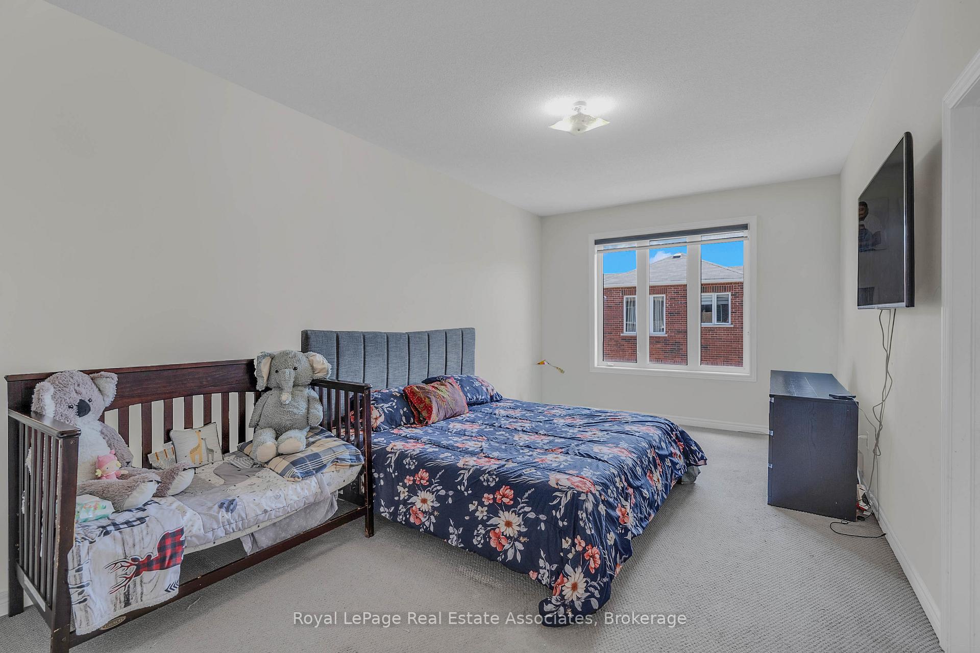 Photo 22 of 90 Titan Trail, Markham, Cedarwood — HOMEH