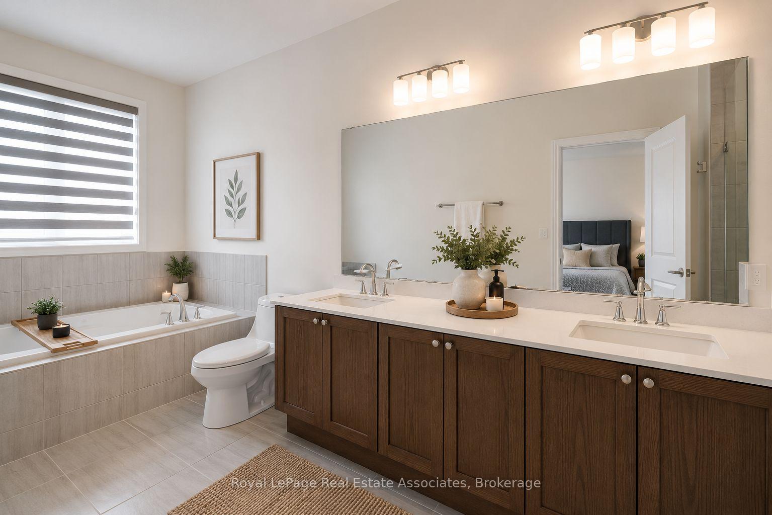 Photo 24 of 90 Titan Trail, Markham, Cedarwood — HOMEH