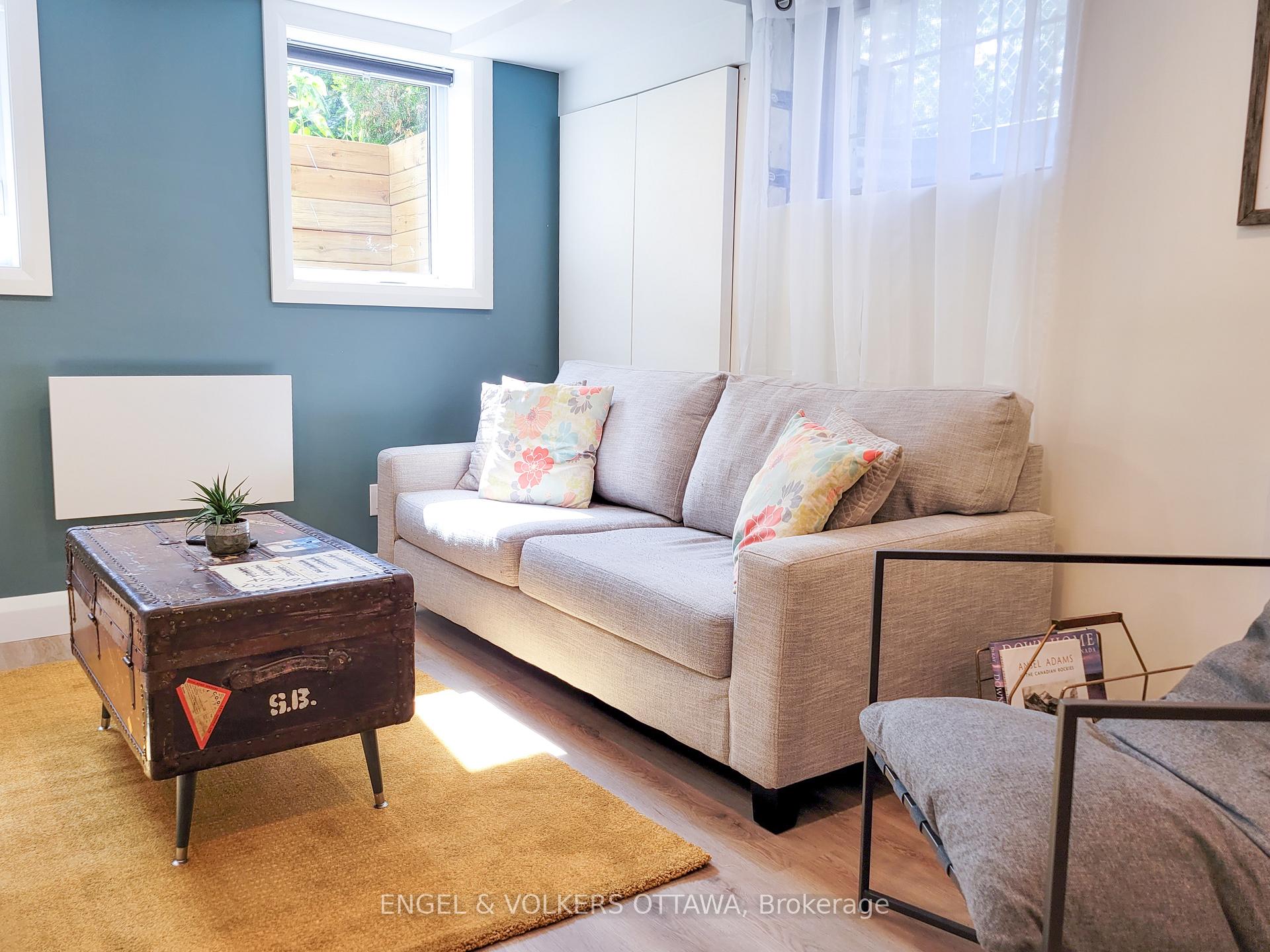 Photo 4 of Unit B, 2075 Balharrie Avenue, Ottawa, Hawthorne Meadows — HOMEH