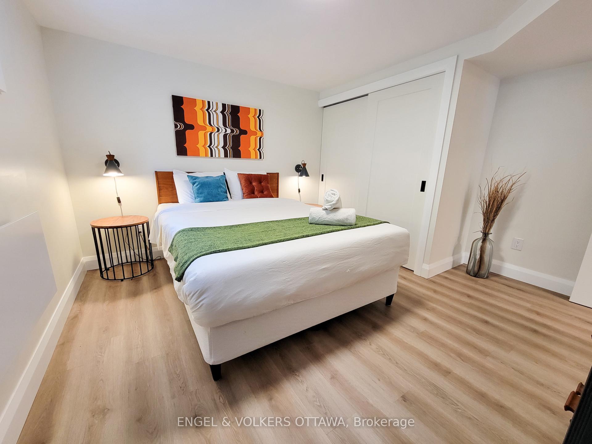Photo 16 of Unit B, 2075 Balharrie Avenue, Ottawa, Hawthorne Meadows — HOMEH