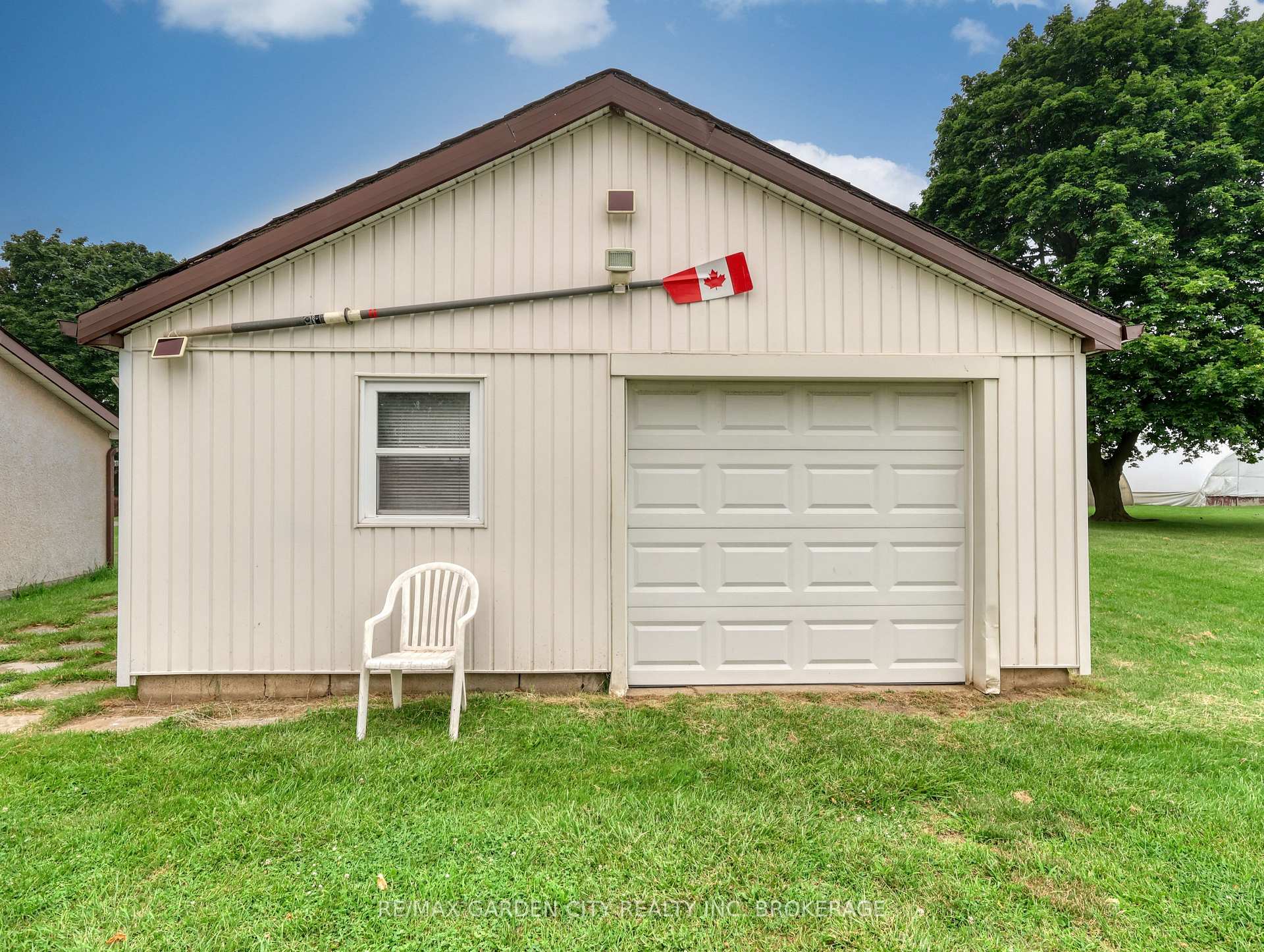 Photo 14 of 1408 Fifth Street, St. Catharines, Rural Port — HOMEH