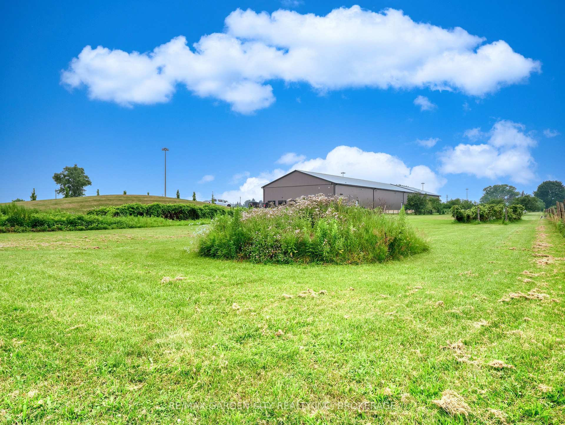 Photo 28 of 1408 Fifth Street, St. Catharines, Rural Port — HOMEH