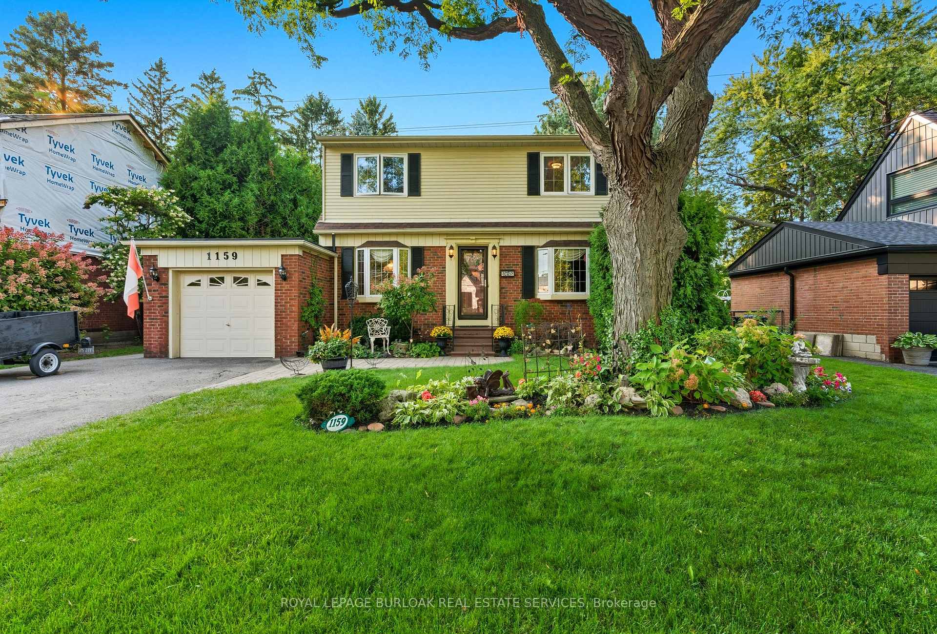 Front of 1159 Greening Avenue