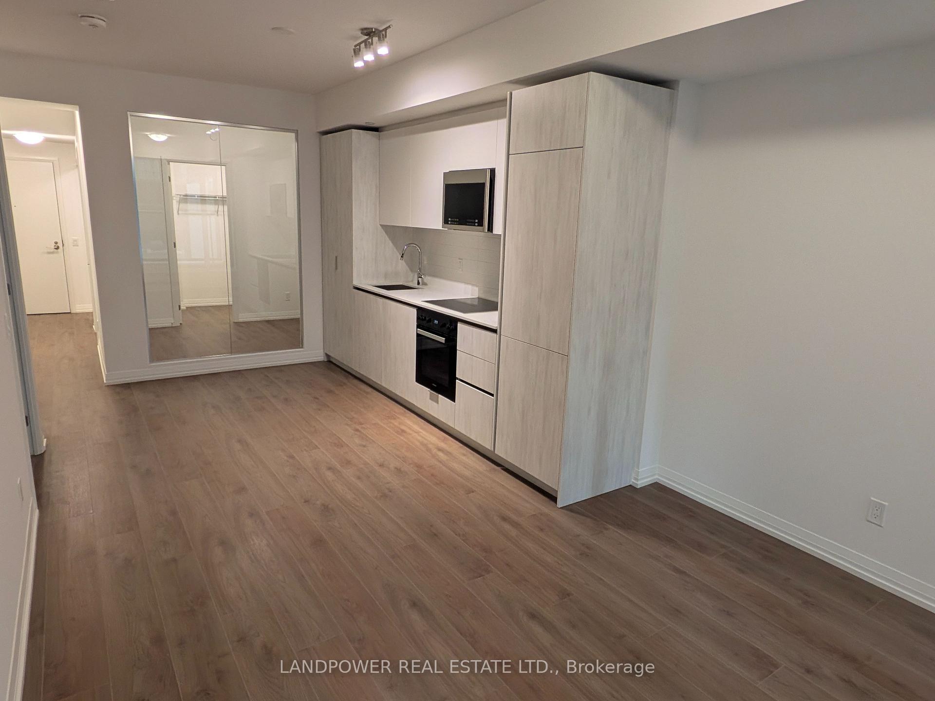 Photo 3 of Unit 510, 400 King Street W, Toronto, Waterfront Communities — HOMEH