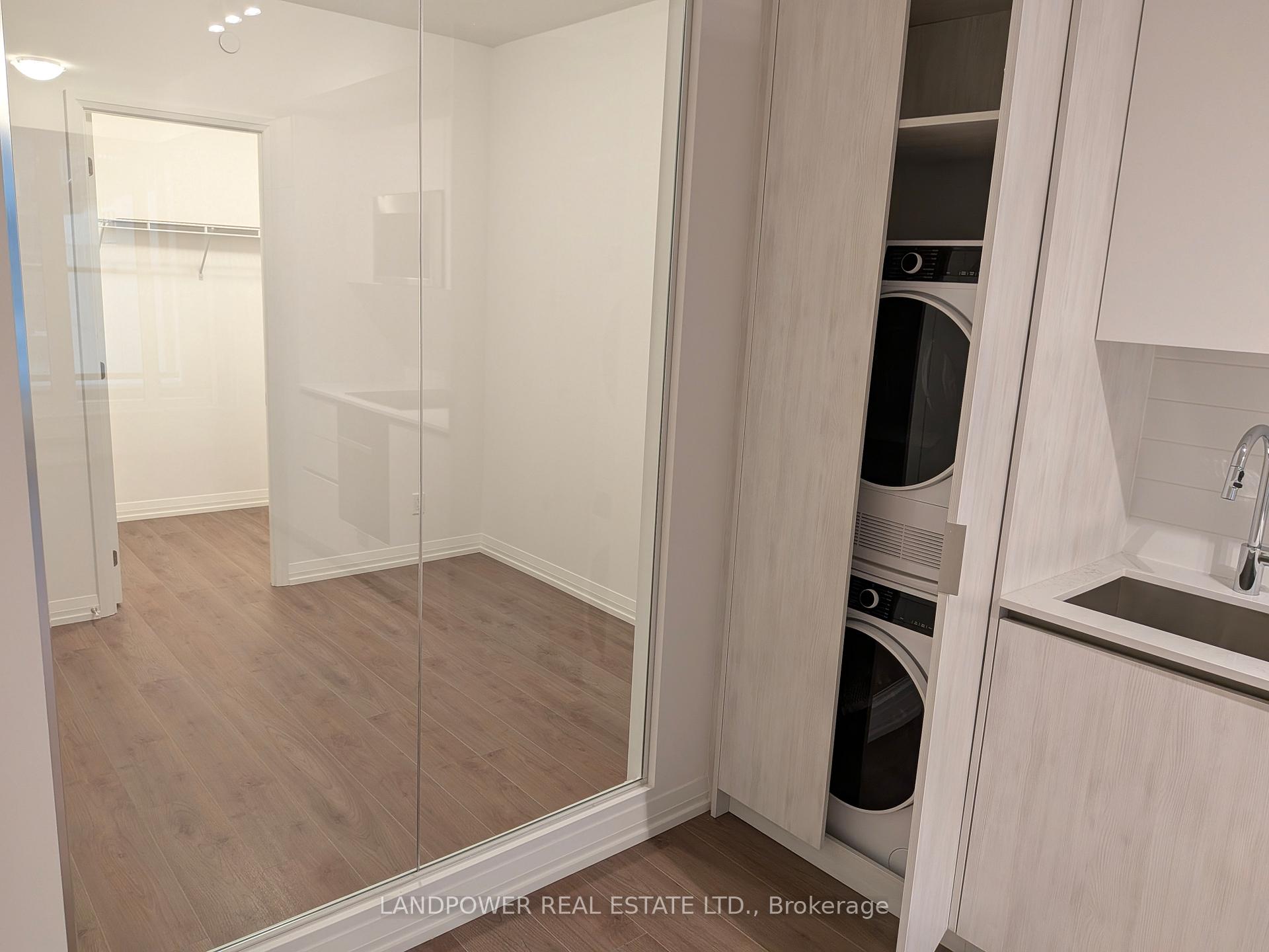 Photo 5 of Unit 510, 400 King Street W, Toronto, Waterfront Communities — HOMEH