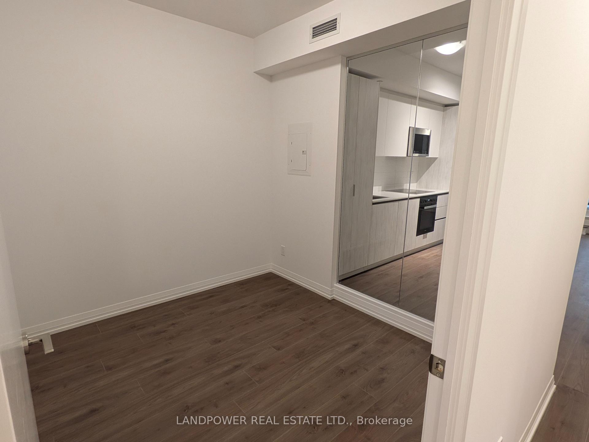 Photo 6 of Unit 510, 400 King Street W, Toronto, Waterfront Communities — HOMEH