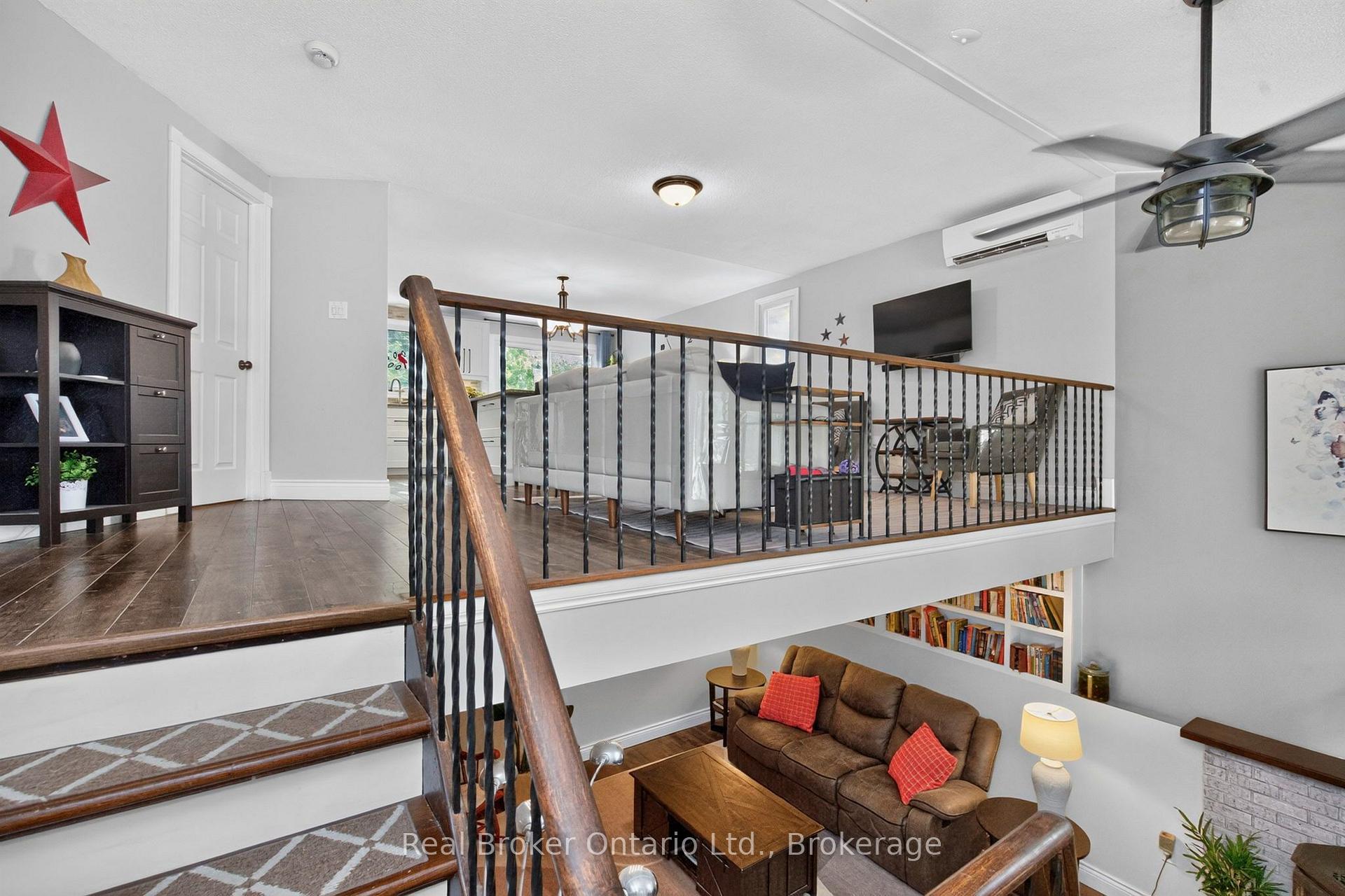 Photo 6 of 723 Algonquin Drive, Midland — HOMEH