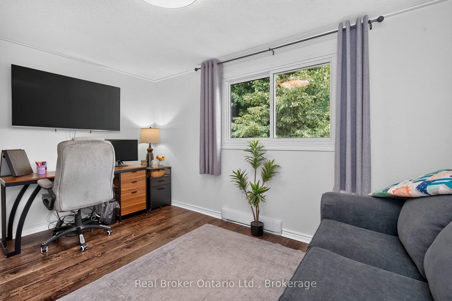 Photo 20 of 723 Algonquin Drive, Midland — HOMEH