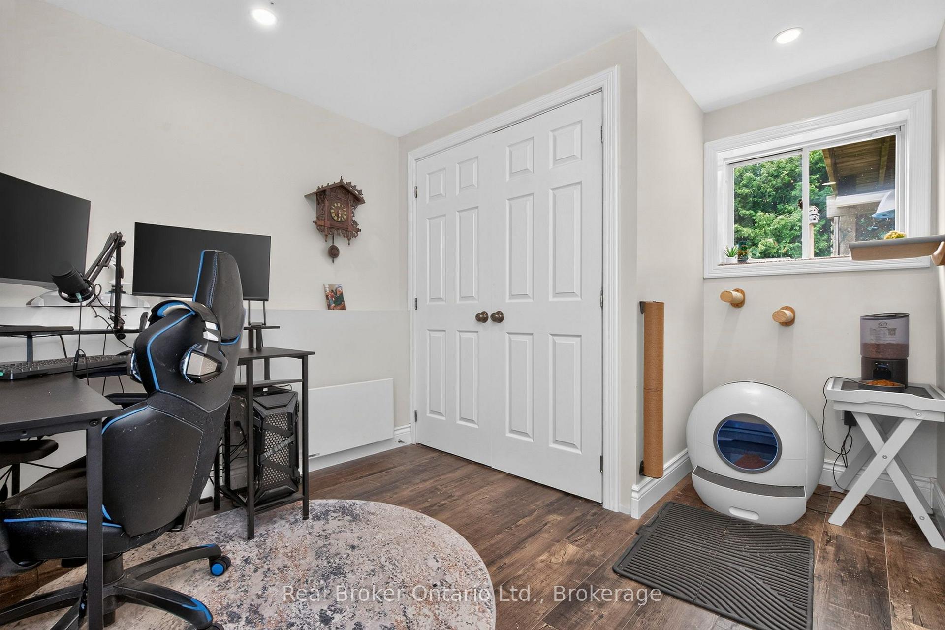 Photo 27 of 723 Algonquin Drive, Midland — HOMEH
