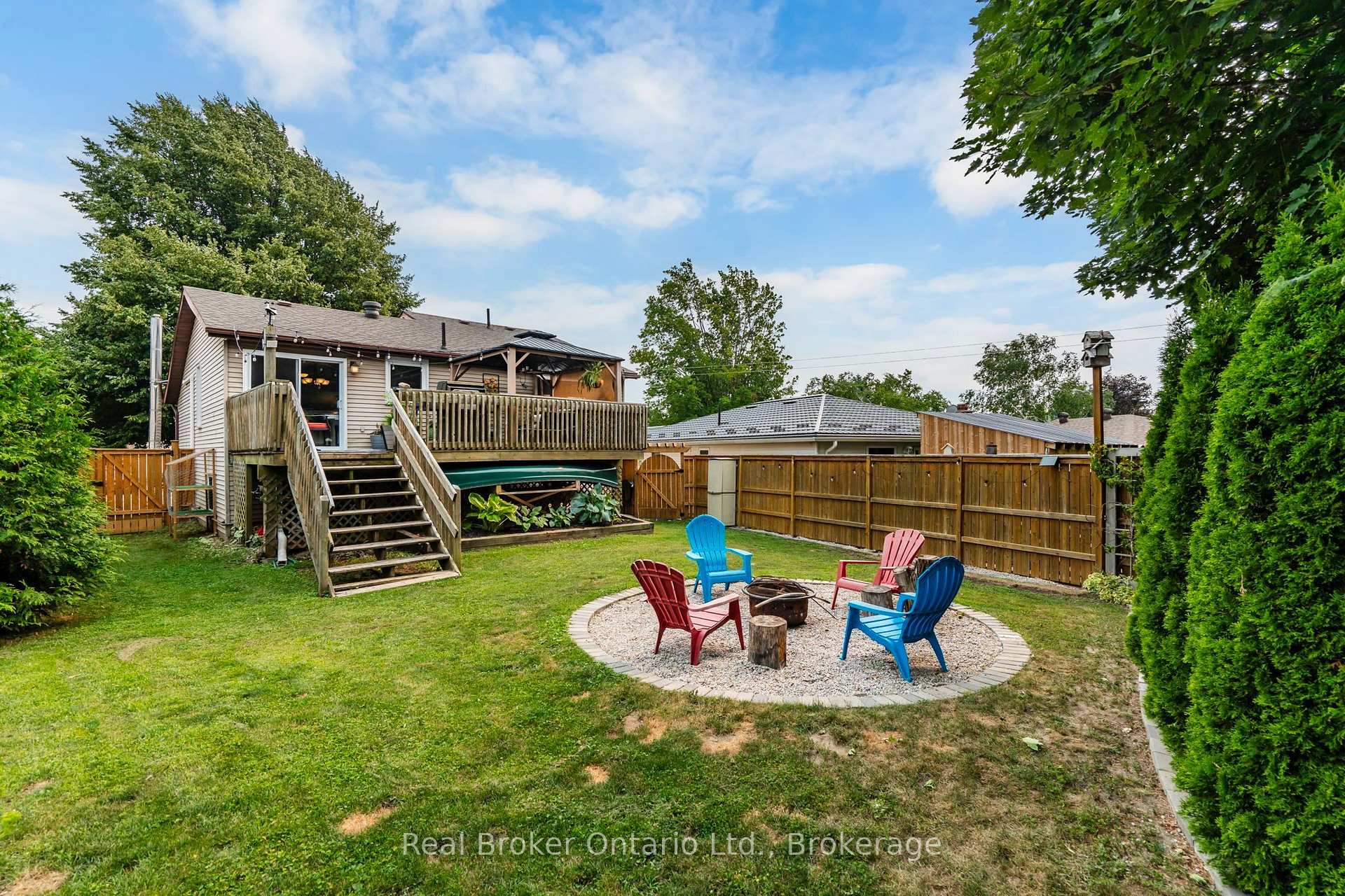 Photo 38 of 723 Algonquin Drive, Midland — HOMEH